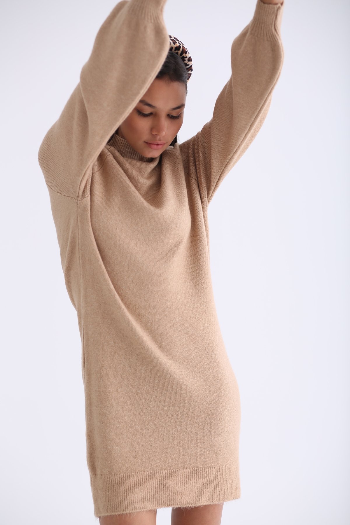 Camel Dik Yaka Triko Elbise 5596