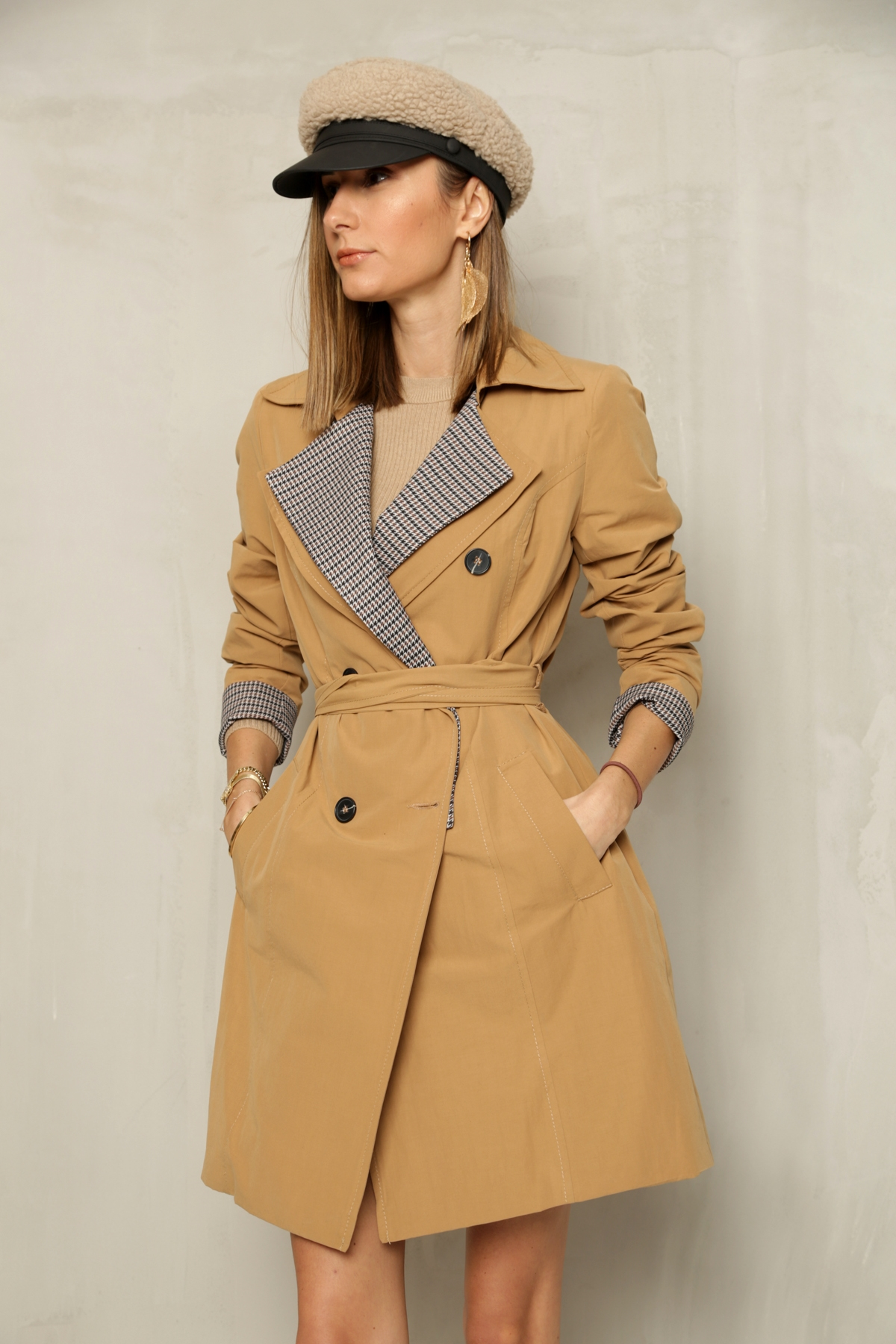 Camel Trenchcoat 87022