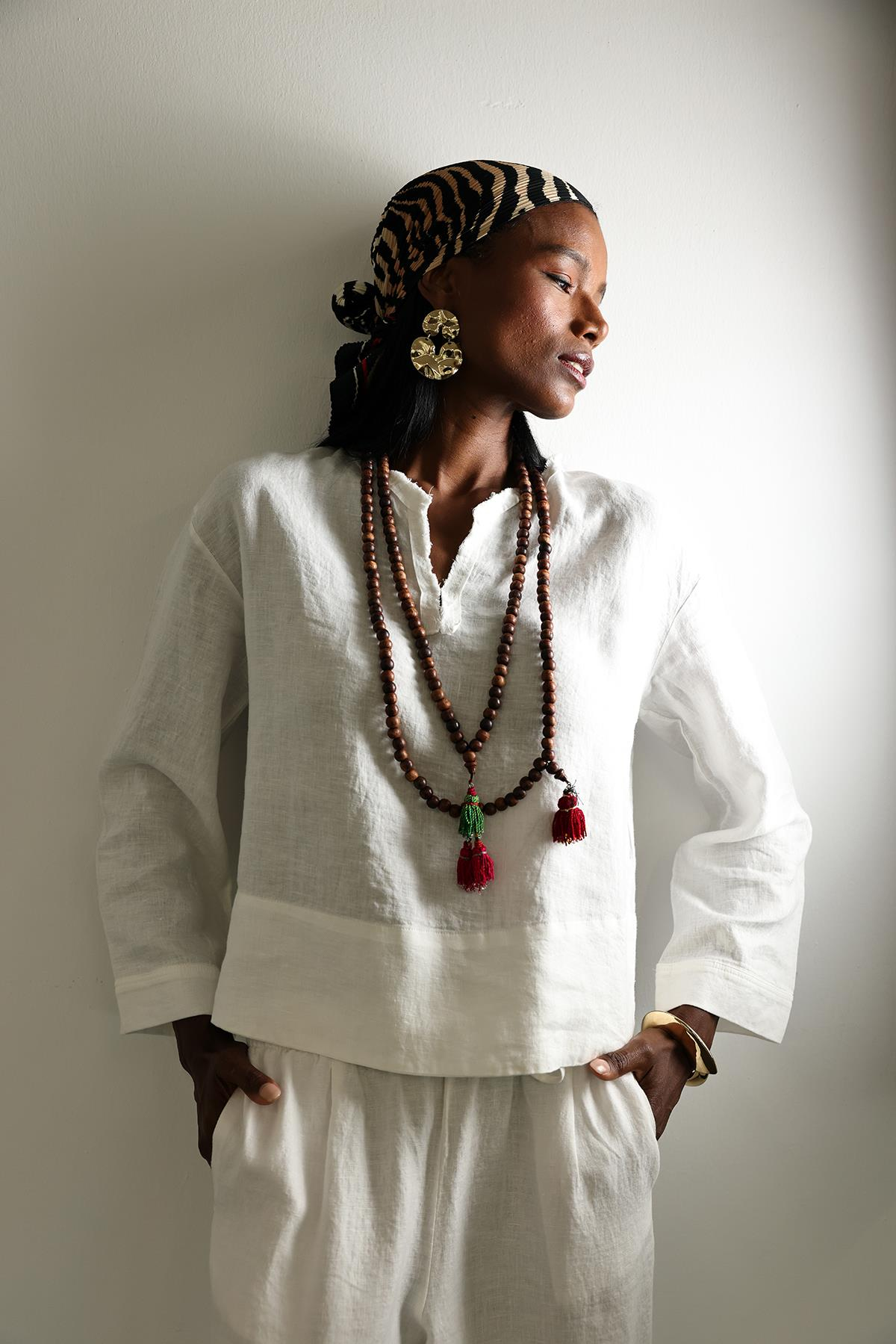 Ekru Hakim Yaka Keten Gömlek 