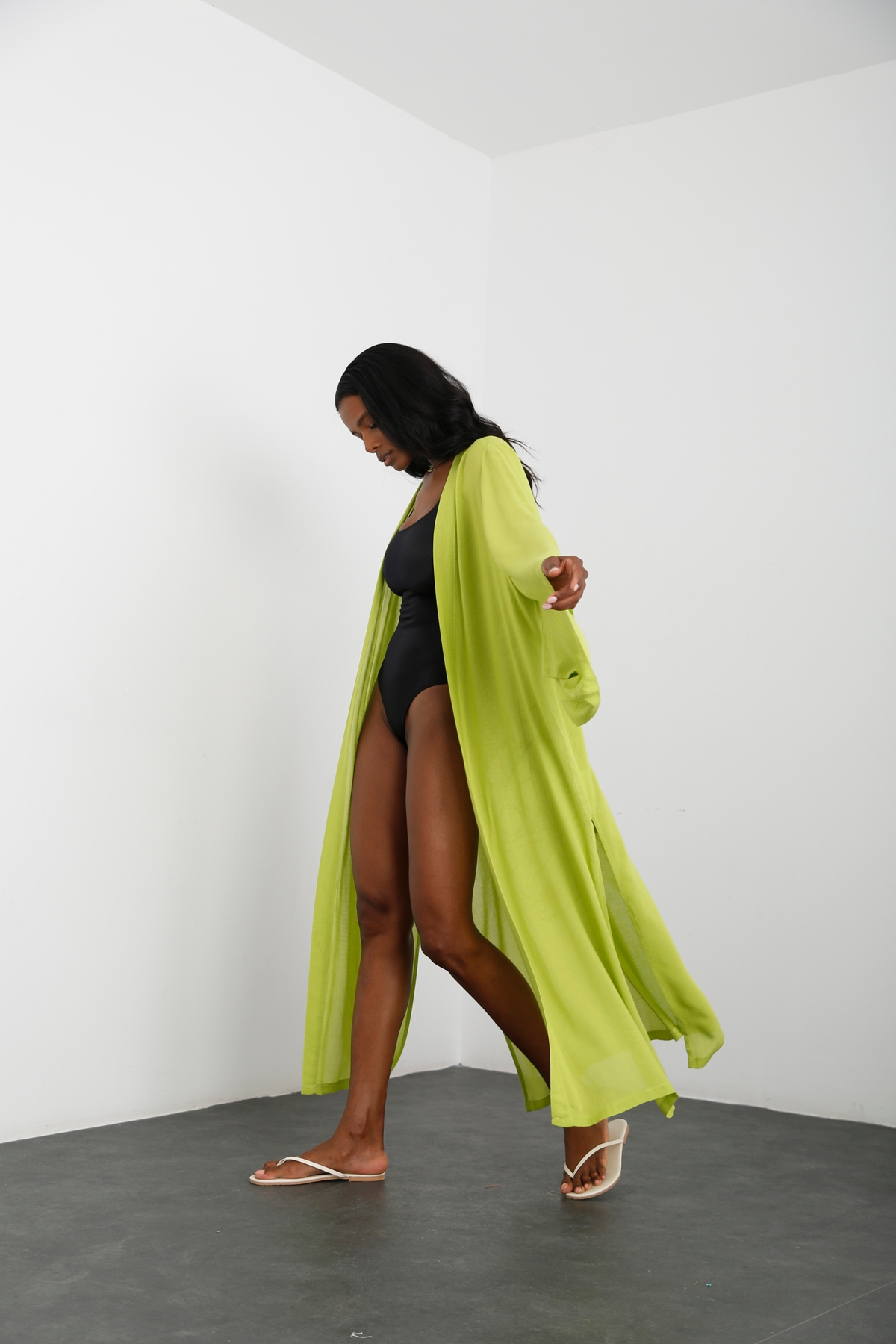 Fıstık Yeşili Sırtı Nakışlı Kuşaklı Kimono 637