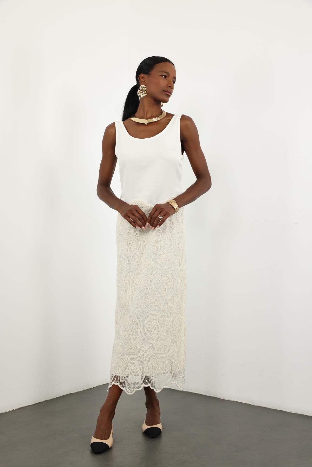 Kemik Sıfır Kol Dantel Detaylı Elbise 36592