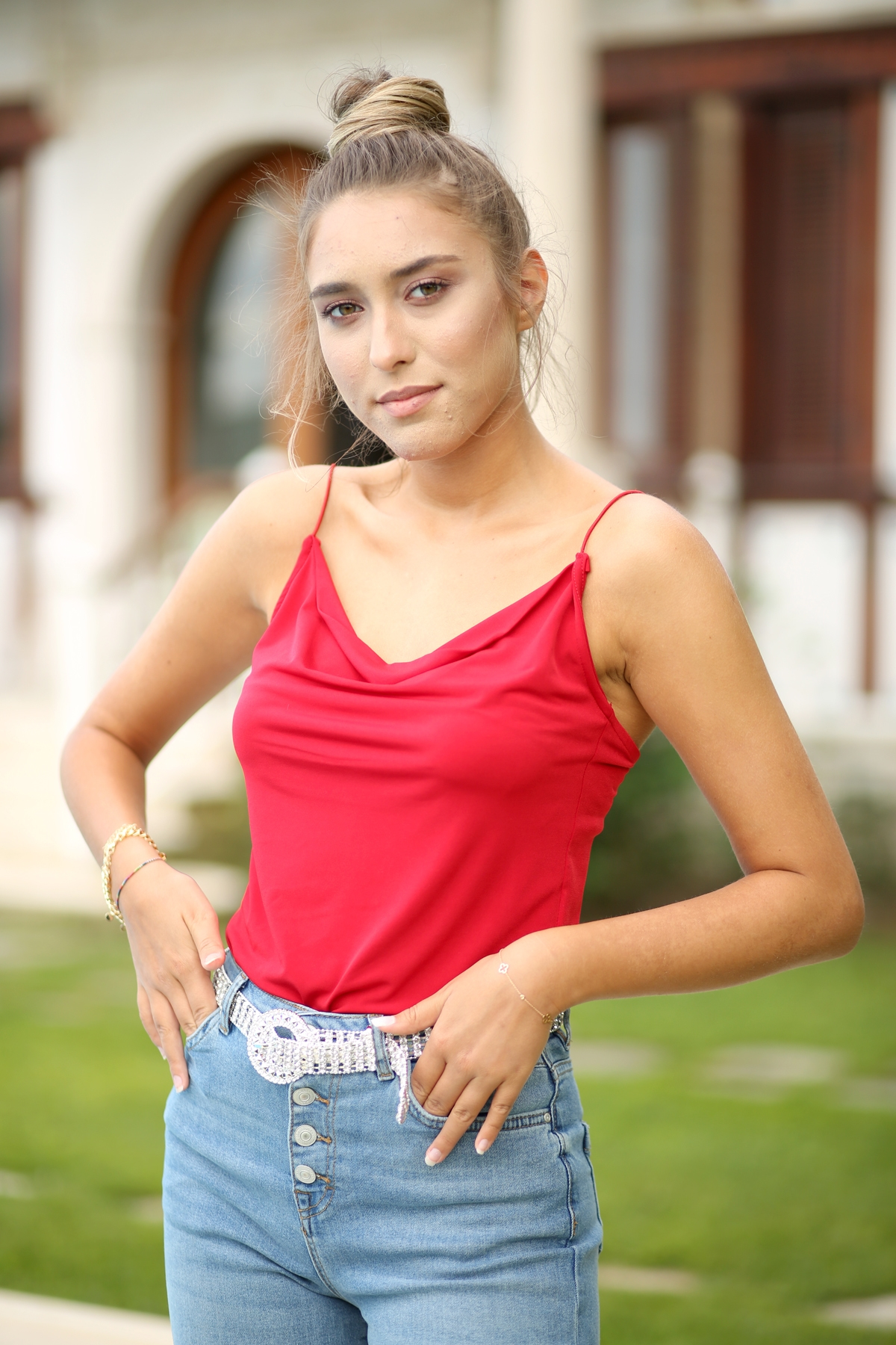 Kırmızı Askılı Degaje Crop 