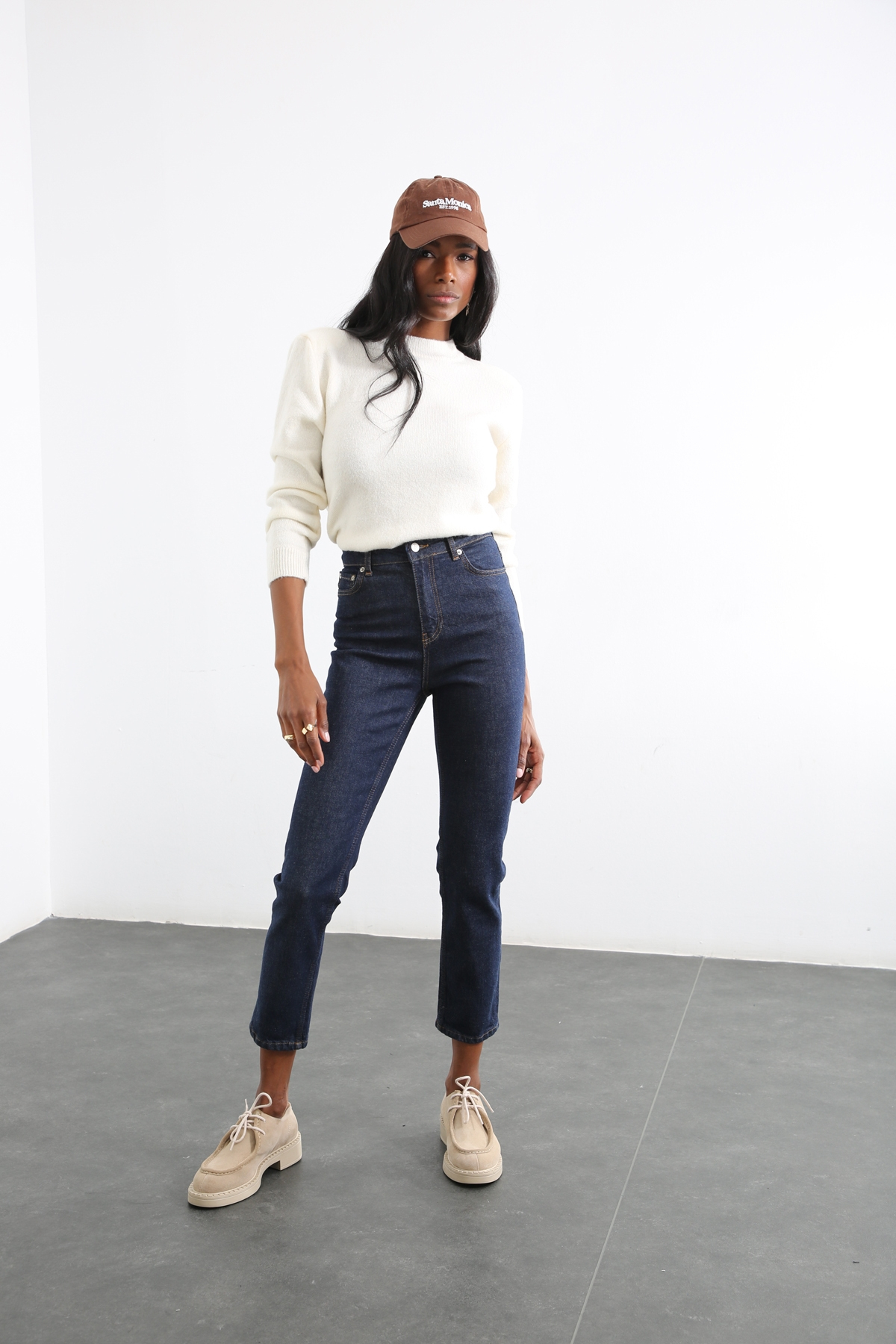 Koyu Lacivert Yüksek Bel Mom Fit Jean 209