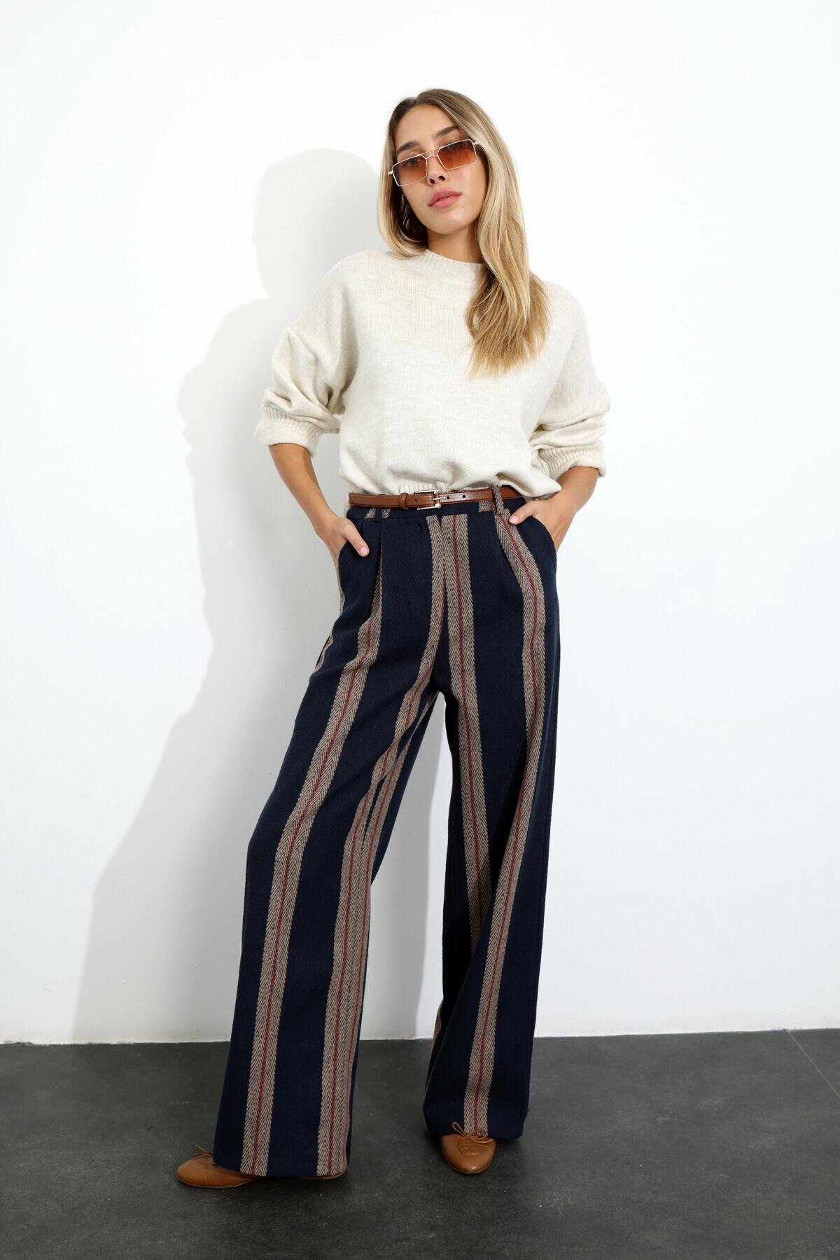Lacivert Kemerli Kaşe Pantolon 71195