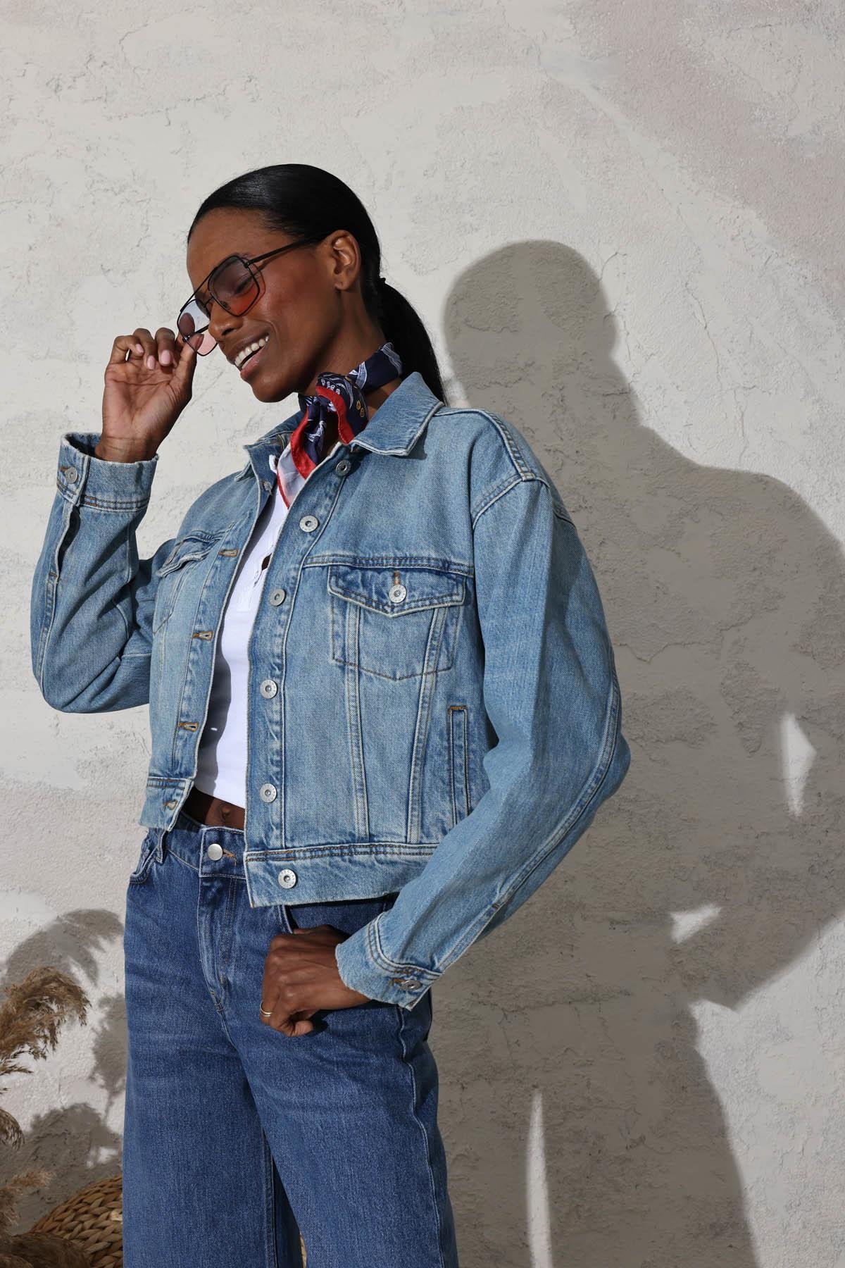 Mavi Kapak Cepli Denim Ceket 