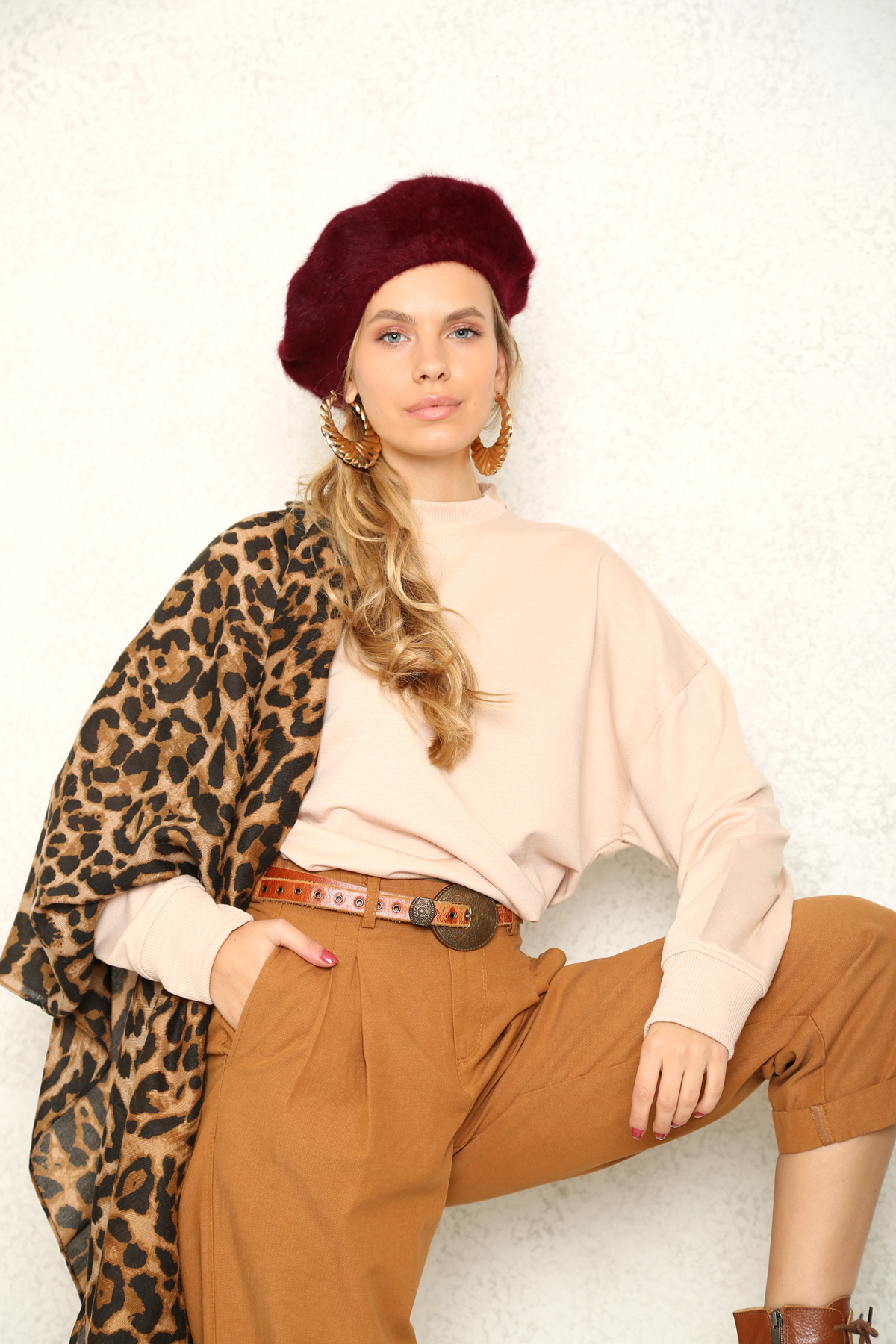 Nude Basic Sweatshirt