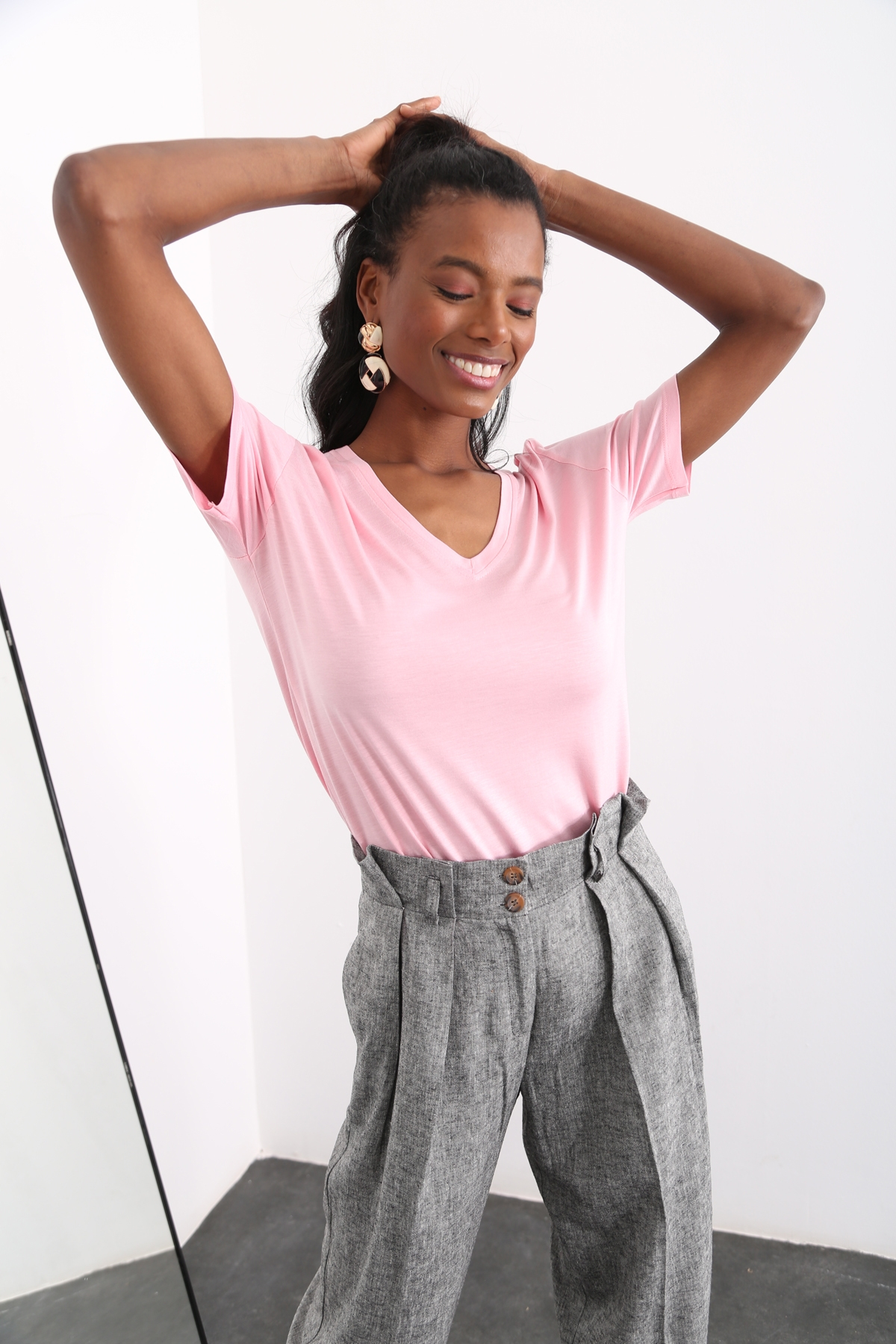 Pembe V Yaka Basic Tshirt 3635
