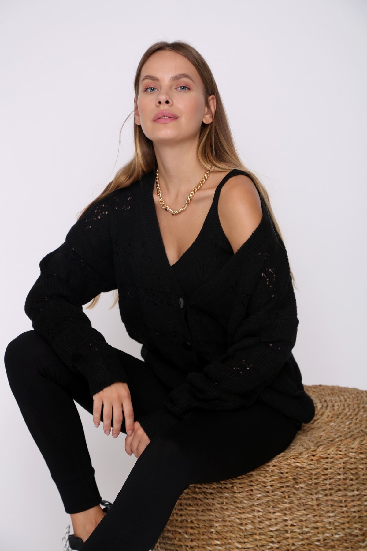 Siyah Dantel Şeritli Hırka 92083