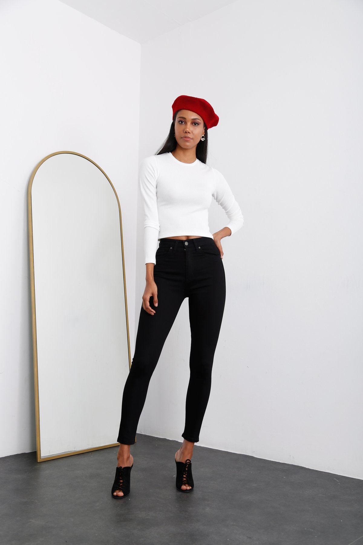 Siyah Yüksek Bel Toparlayan Slim Fit Jean 