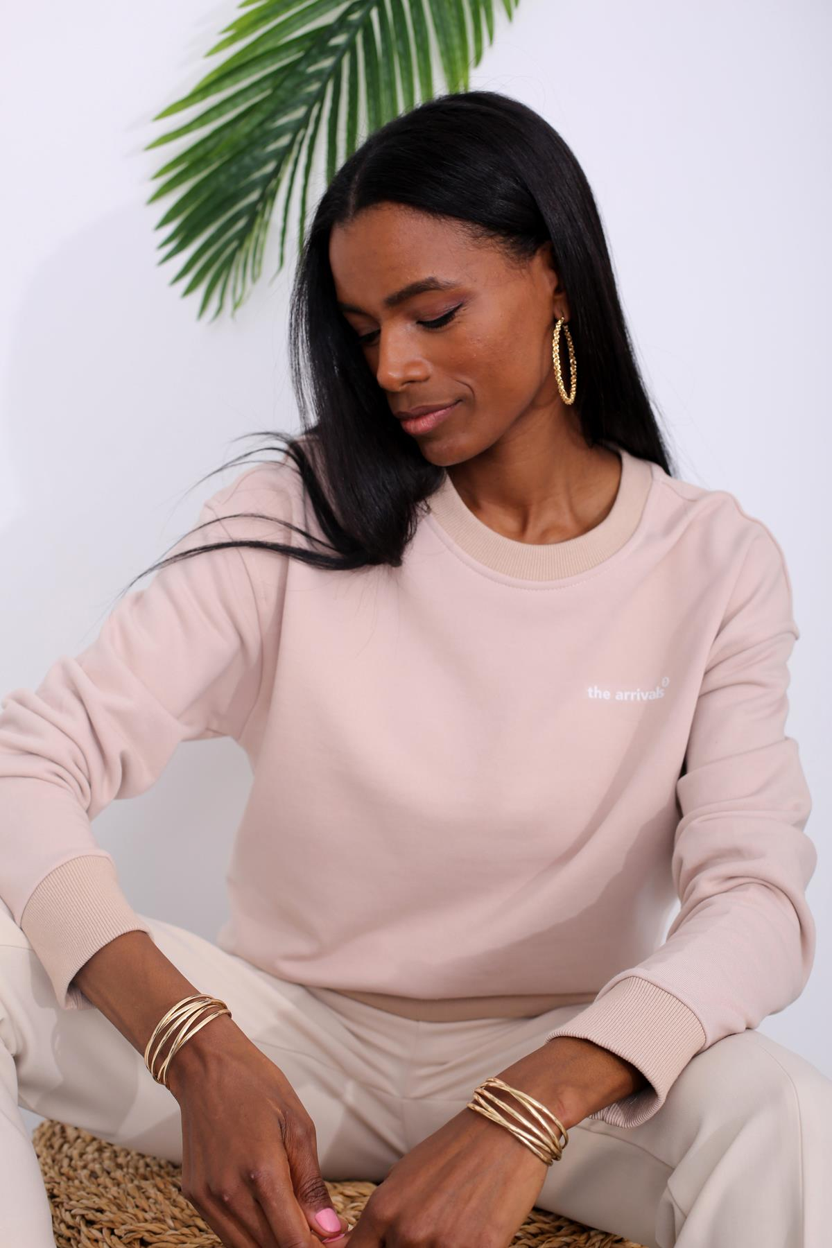 Sütlü Kahve The Arrivals Yazılı Sweatshirt 
