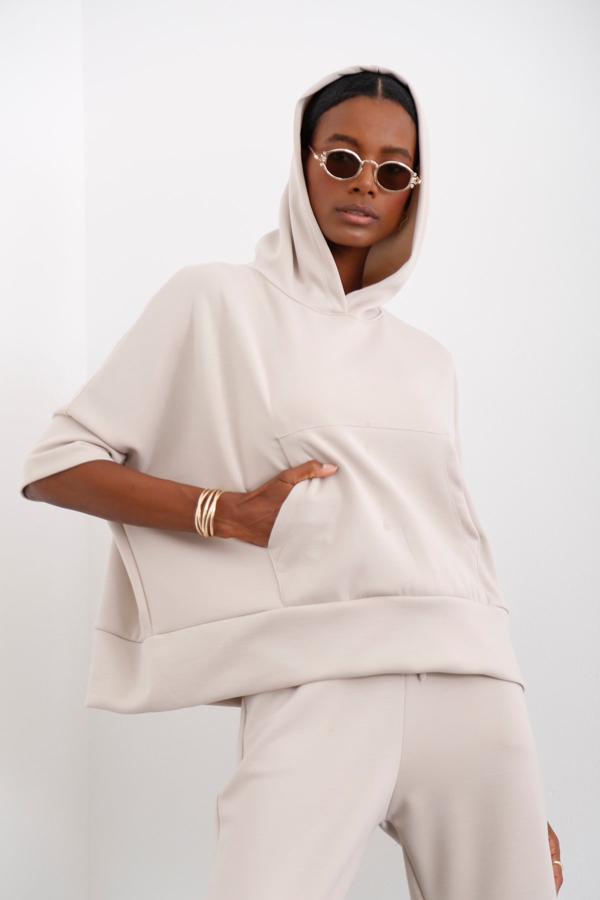 Taş Kapüşonlu Oversize Sweatshirt 26320