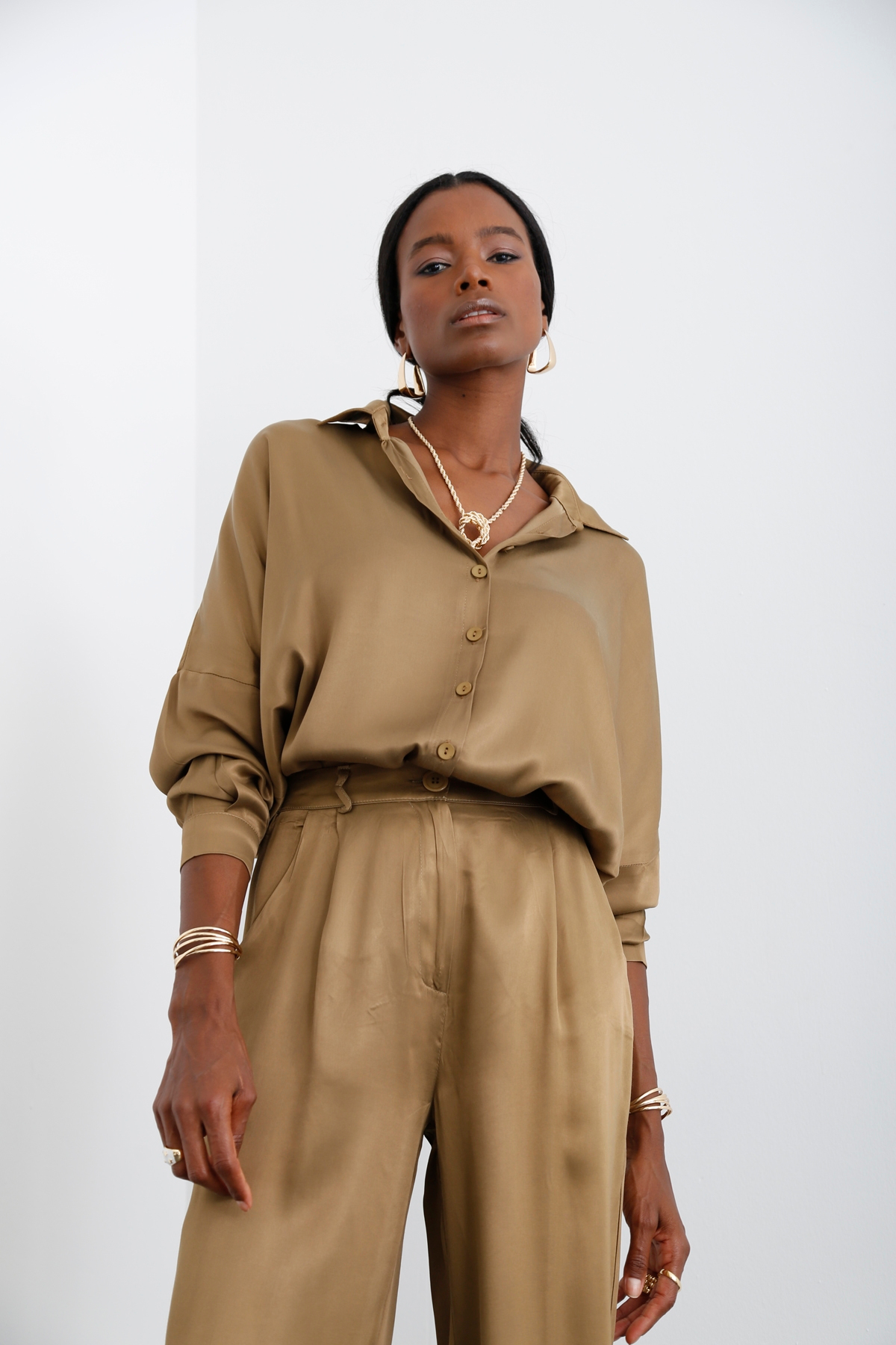 Yağ Yeşili Oversize Saten Gömlek 4678