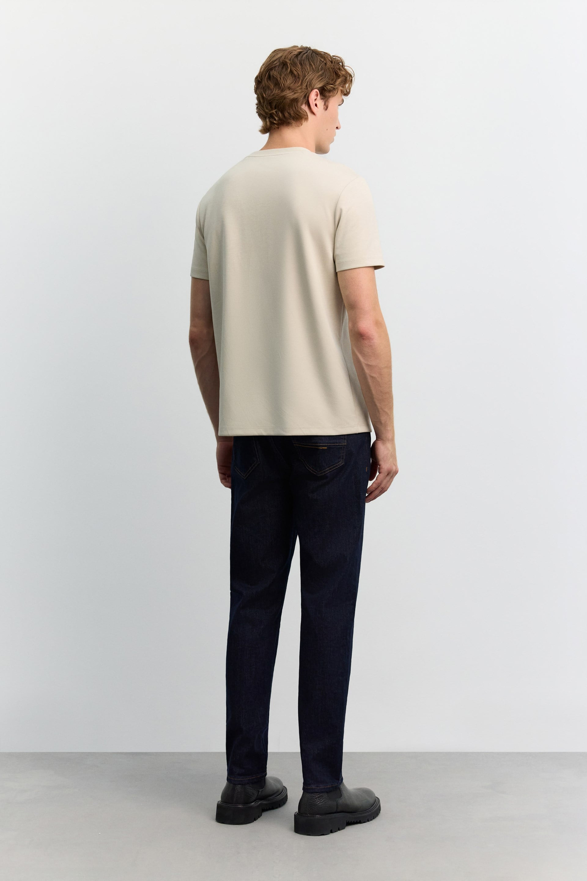 Bej Bisiklet Yaka Parlak Rubber Baskılı İnterlok T-Shirt