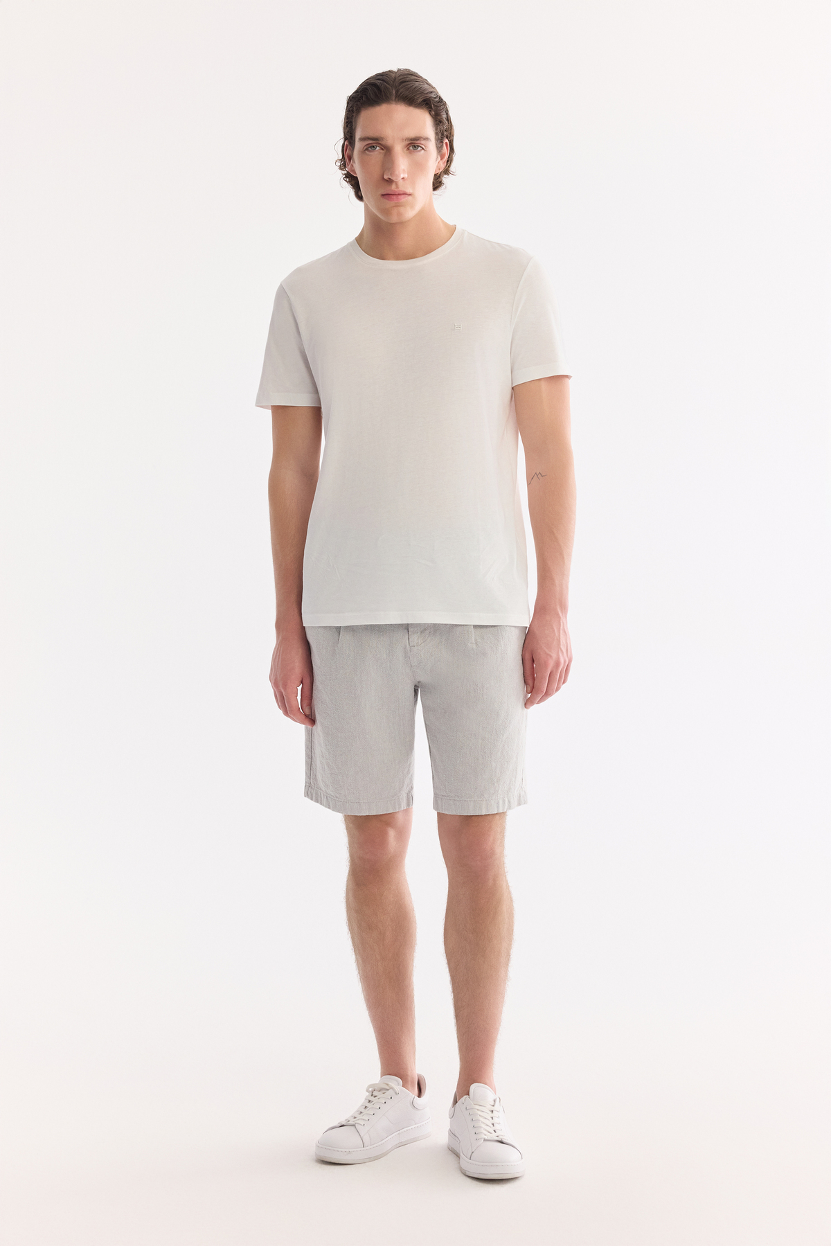 White Ultrasoft Round Neck T-Shirt