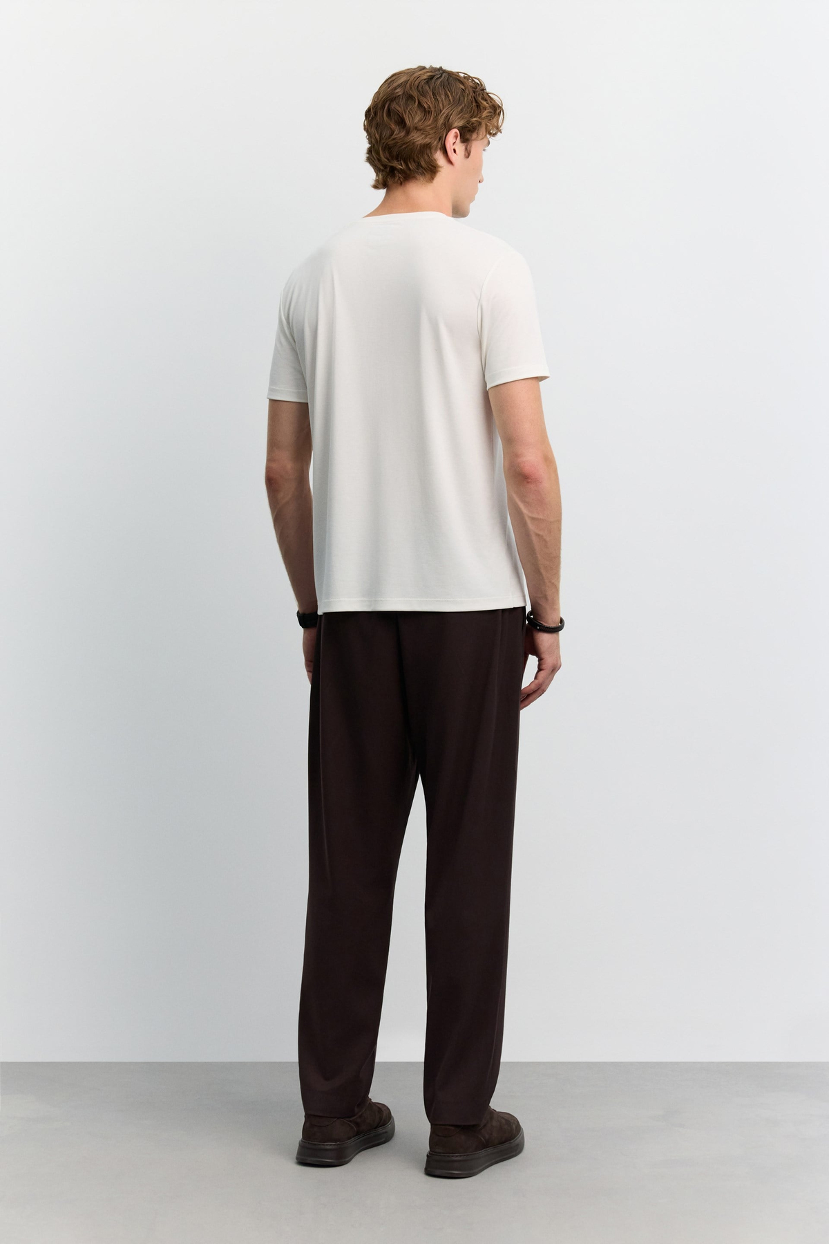 Ekru Bisiklet Yaka Baskılı Soft Touch T-Shirt