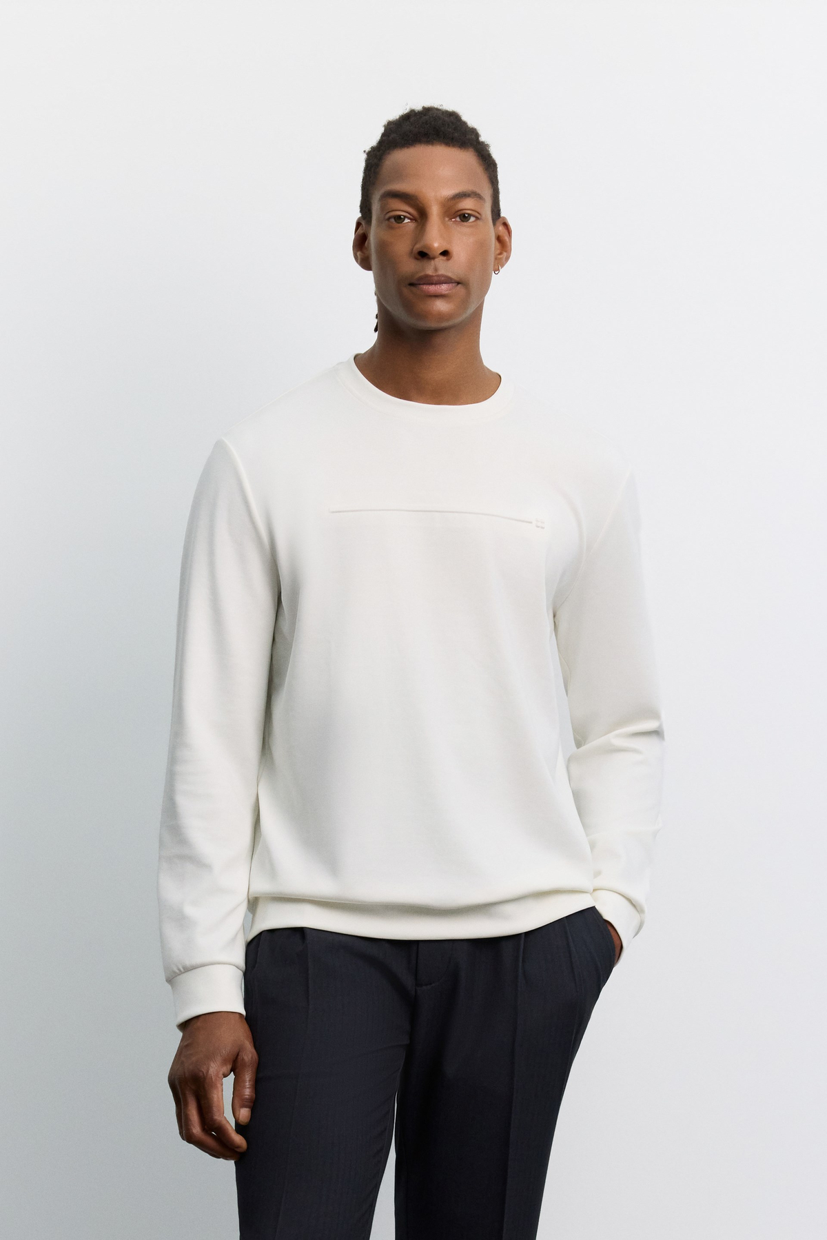 Ekru Bisiklet Yaka Modal Karışımlı Soft Touch Sweatshirt
