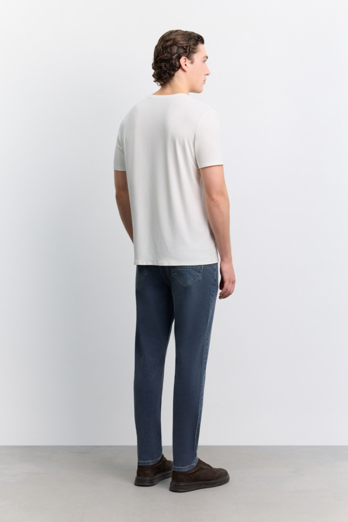 Ekru Bisiklet Yaka Soft Touch Basic T-Shirt