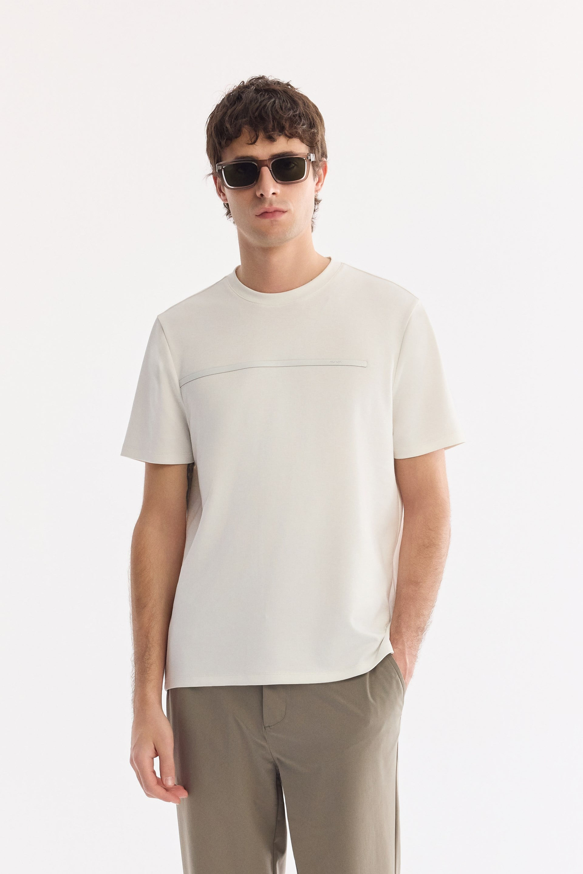 Ekru Bisiklet Yaka Yüksek Filexi Baskılı İnterlok T-Shirt