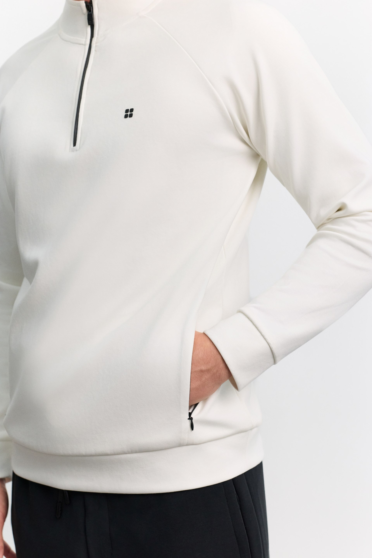 Ekru Dik Yaka Fermuarlı Reglan Kol İnterlok Sweatshirt