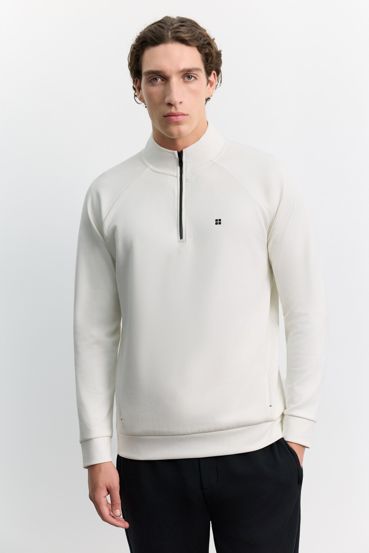 Ekru Dik Yaka Fermuarlı Reglan Kol İnterlok Sweatshirt