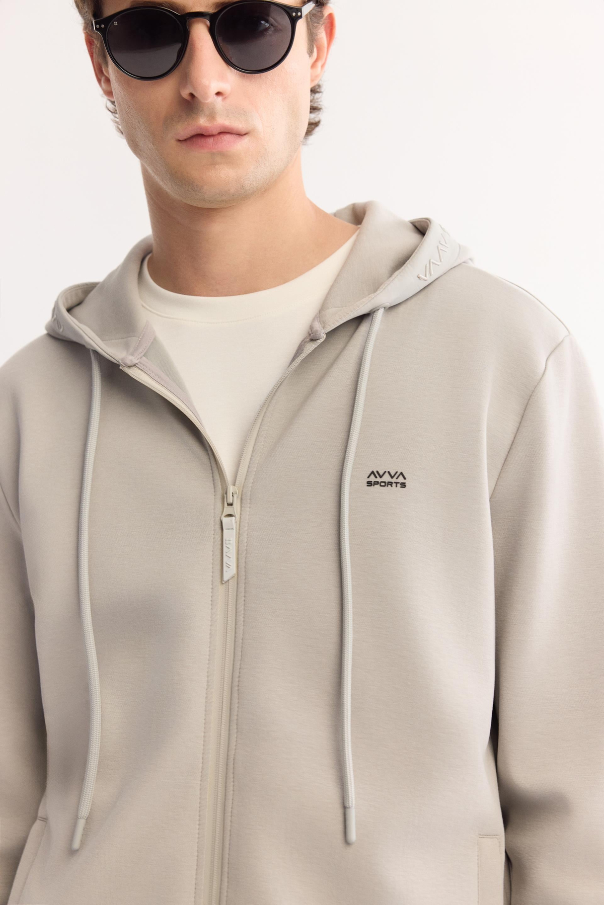 Gri Kapişüyonlu Yaka Jel Baskı  Göğüs  Enjeksiyon Baskılı Fermuarlı İnterlok Sweatshirt Hırka