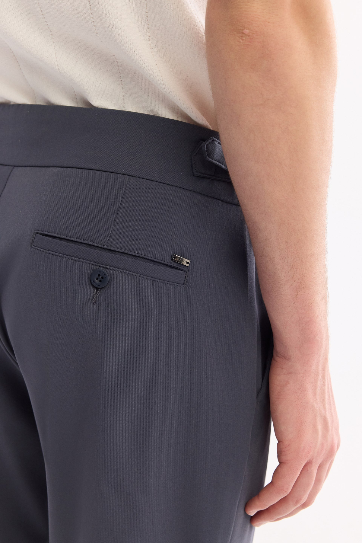 İndigo Nervürlü Yüksek Bel Toka Detaylı Relaxed Fit Pantolon