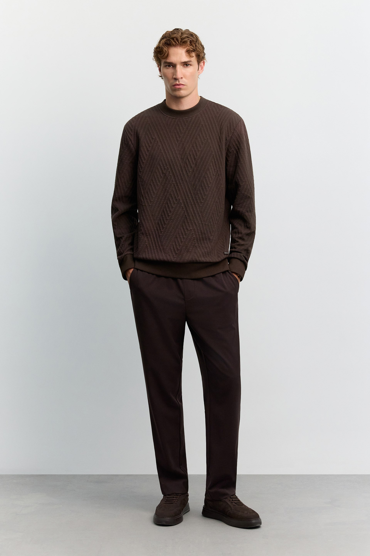 Kahve Bisiklet Yaka Jakarlı Sweatshirt