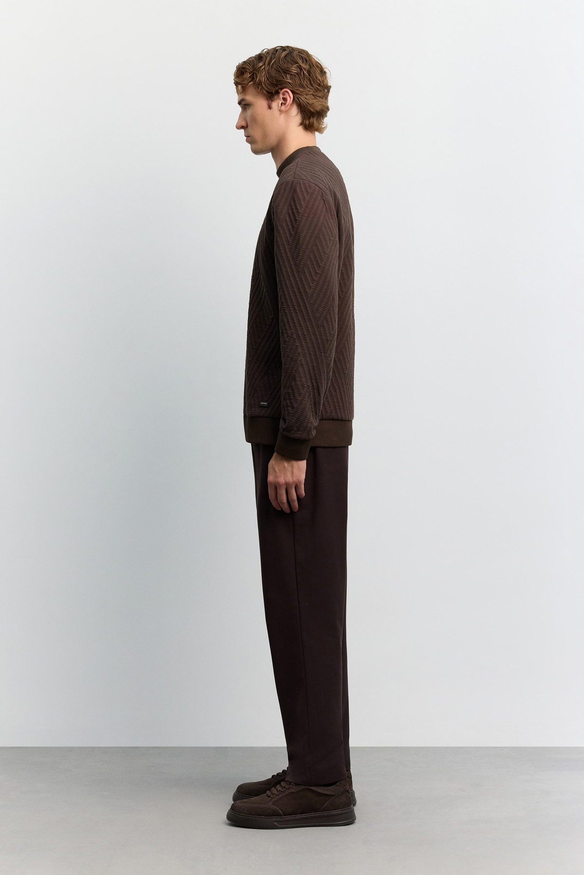 Kahve Bisiklet Yaka Jakarlı Sweatshirt