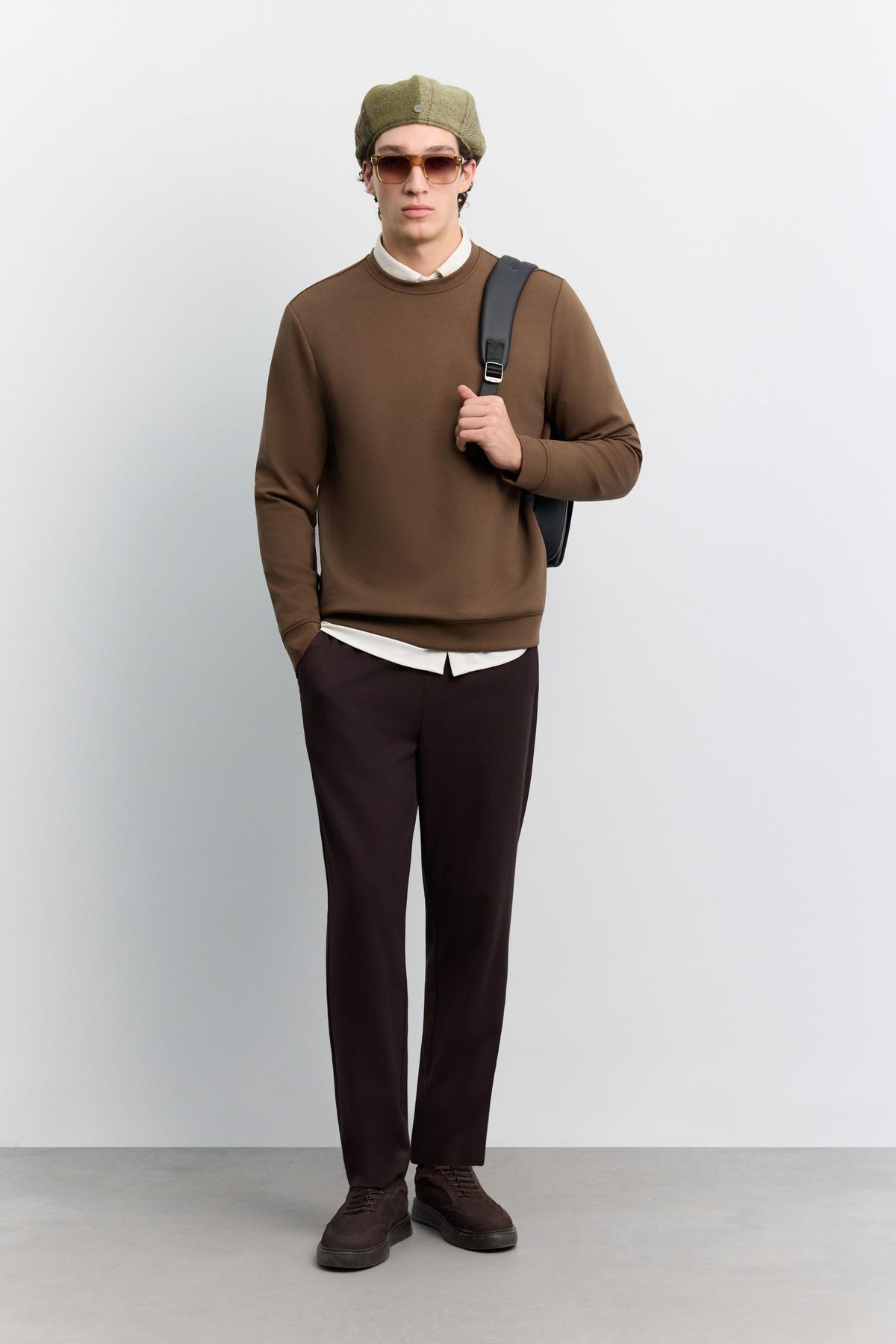Kahve Bisiklet Yaka Göğüs Rubber  Logolu İnterlok Sweatshirt