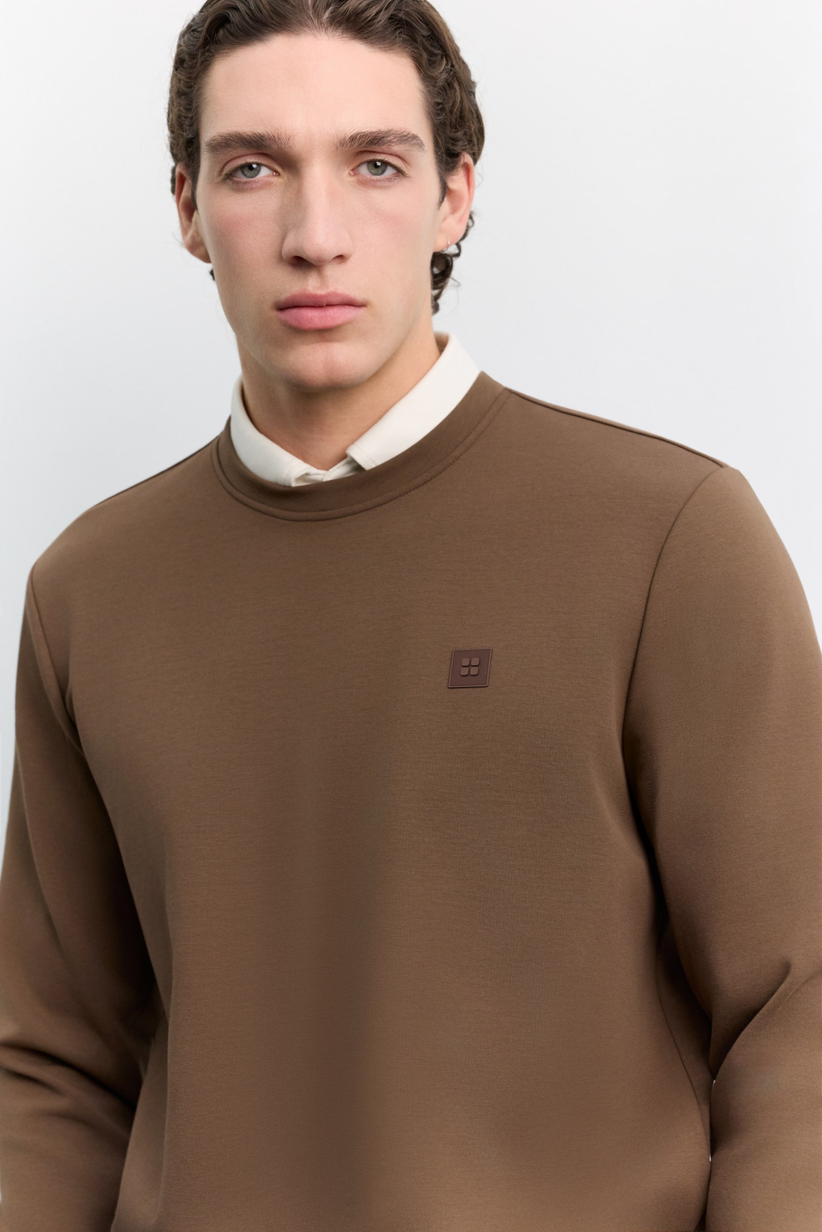 Kahve Bisiklet Yaka Göğüs Rubber  Logolu İnterlok Sweatshirt