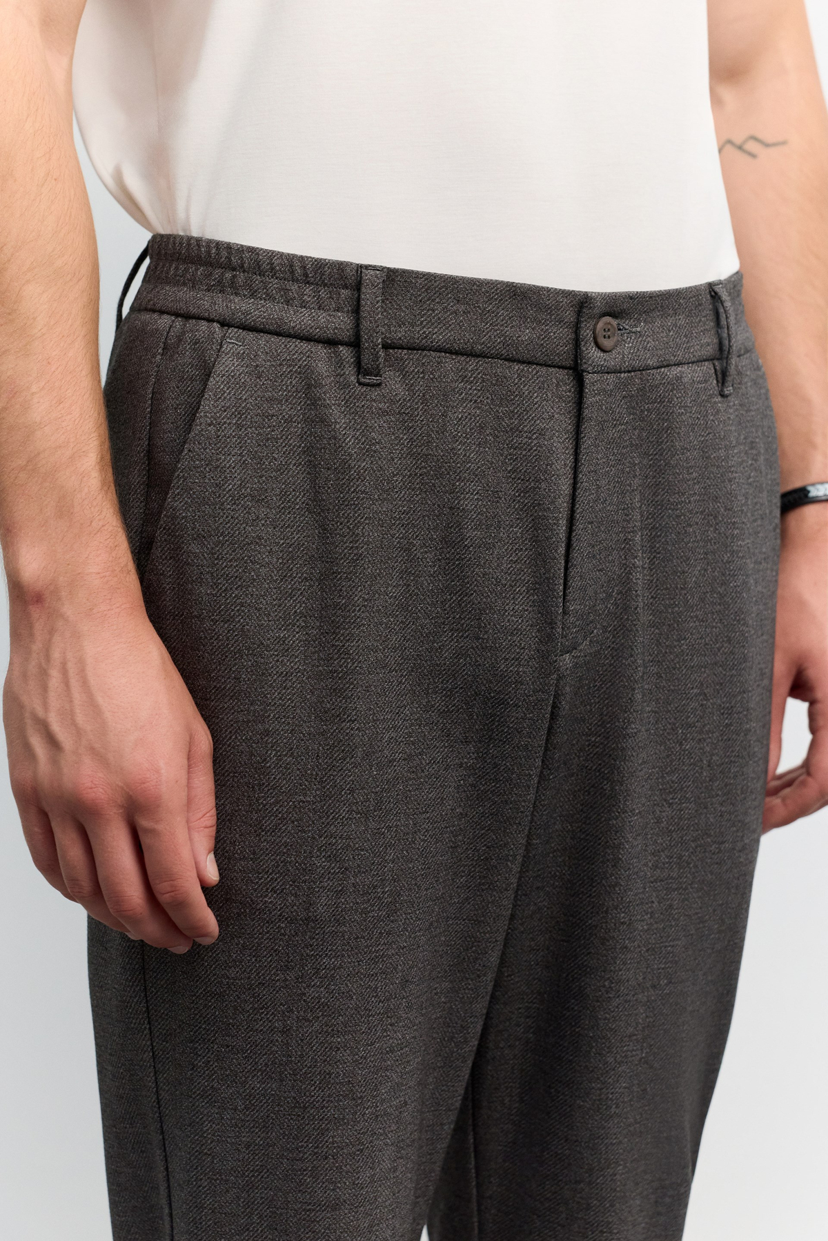 Kahve Kazayağı Desenli Yanı Lastikli Relaxed Fit Pantolon