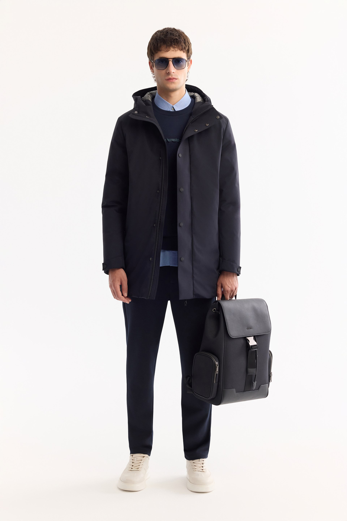 Navy Hooded Water Repellent Jacket Resistant to -7°C