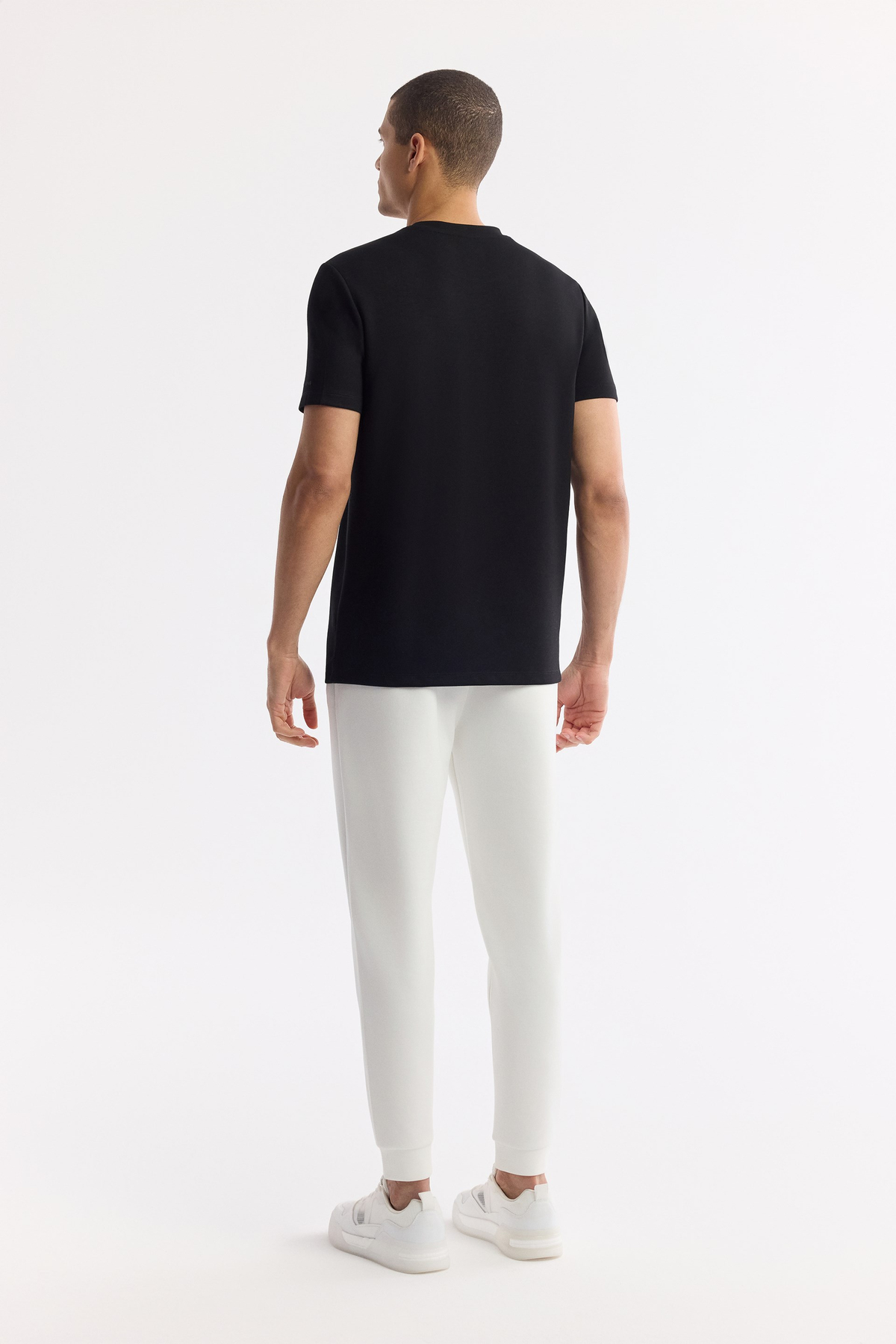 Black Round Neck Bi Stretch T-Shirt