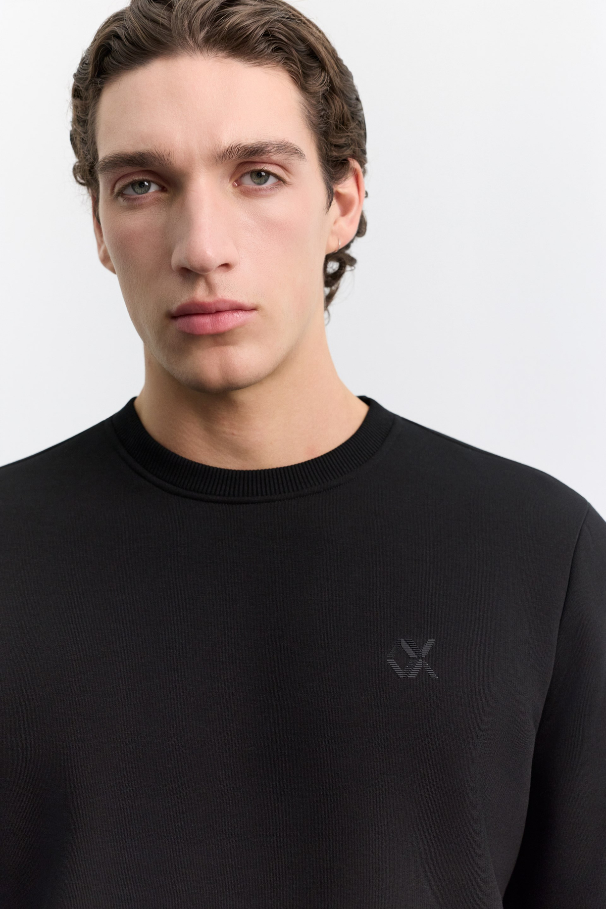 Siyah Bisiklet Yaka Enjeksiyon Baskılı 3 İplik Şardonlu Sweatshirt