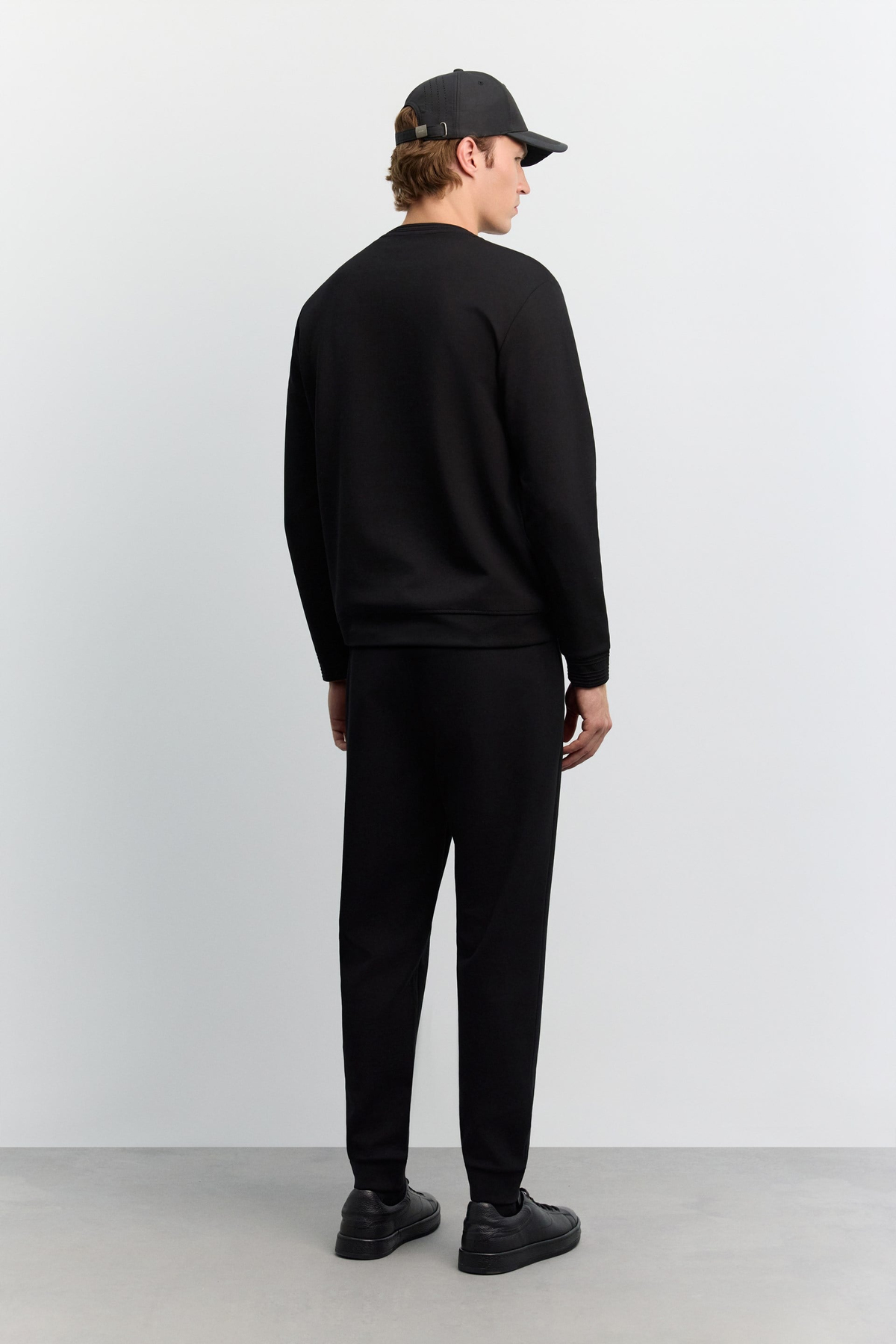 Siyah Bisiklet Yaka Fitil Ribana İnterlok  Sweatshirt