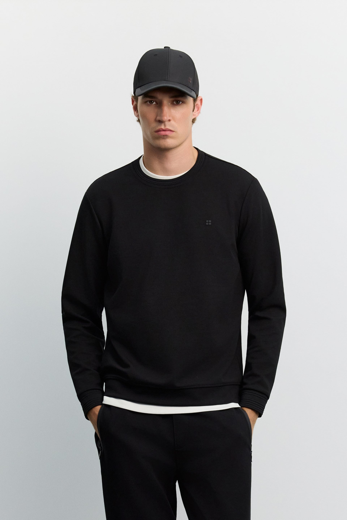 Siyah Bisiklet Yaka Fitil Ribana İnterlok  Sweatshirt