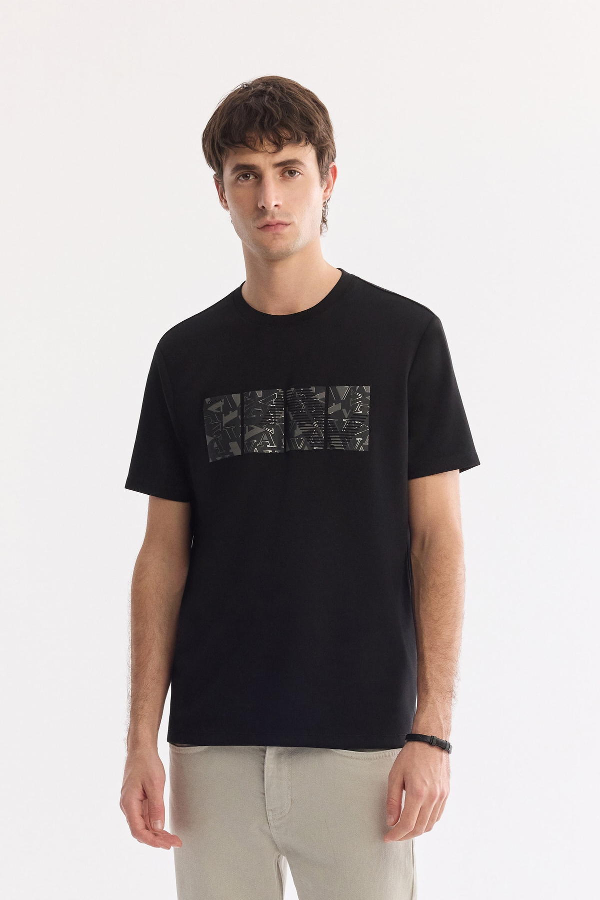 Siyah Bisiklet Yaka Hologram  Baskılı  İnterlok T-Shirt