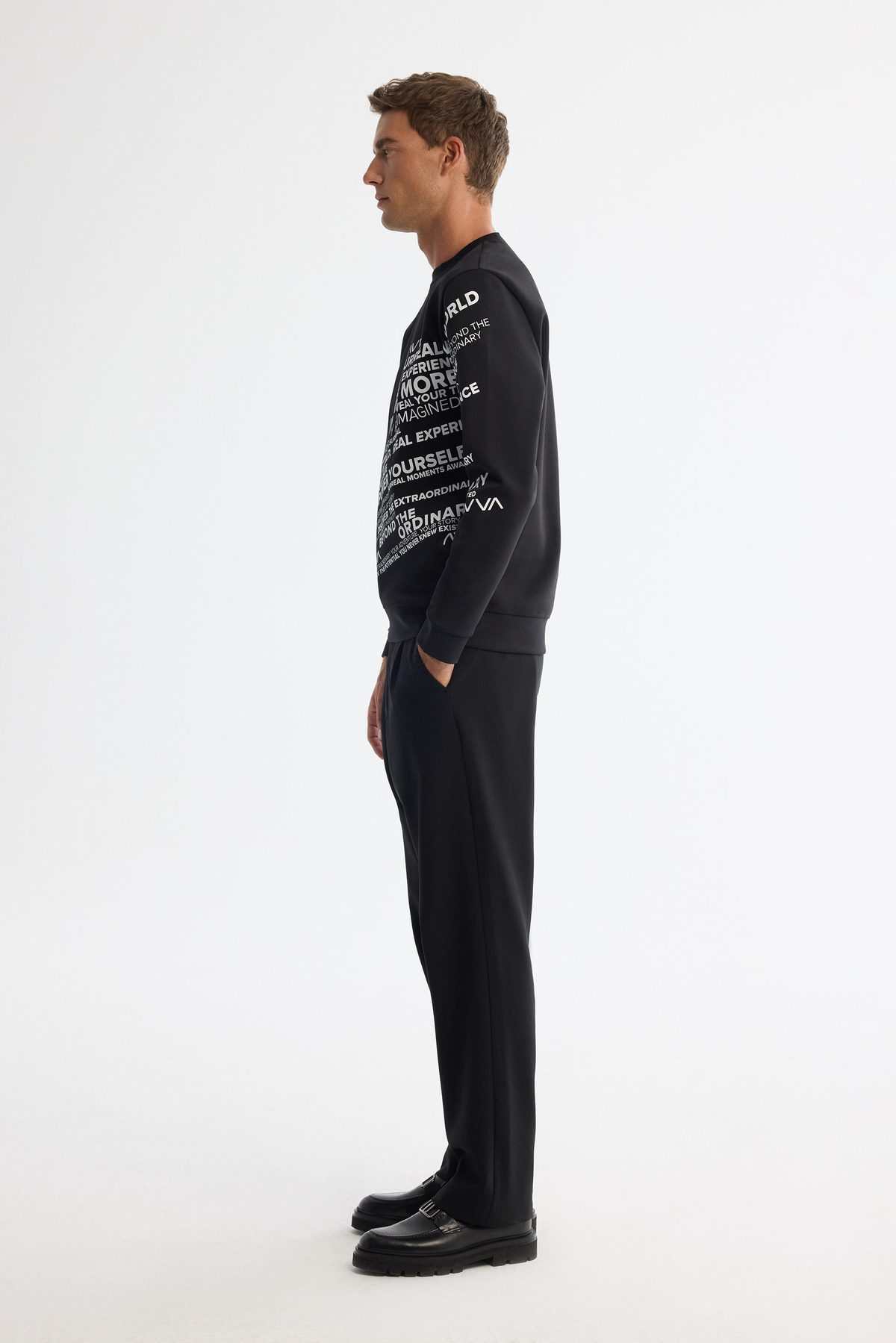 Siyah Bisiklet Yaka Pamuklu Baskılı Sweatshirt