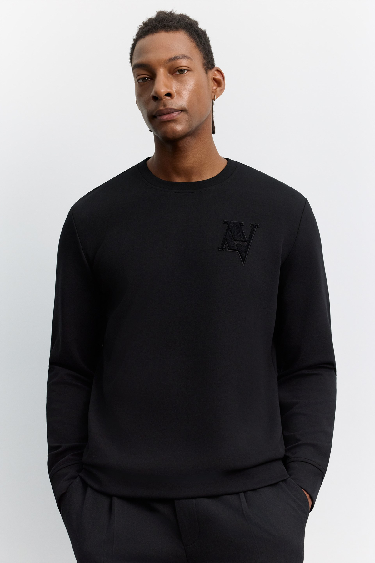 Siyah Bisiklet Yaka Tafting Nakış Baskılı İnterlok Sweatshirt