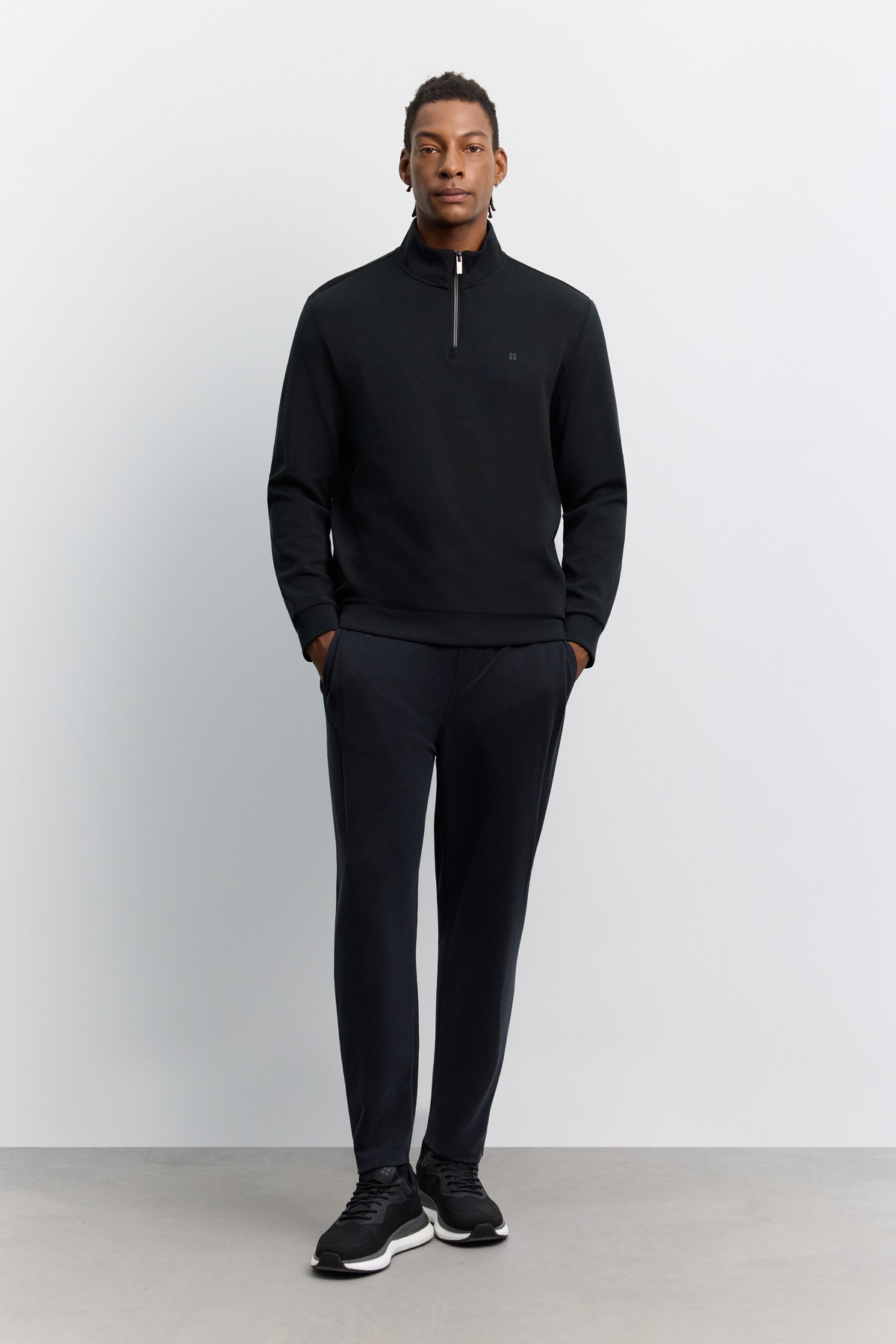 Siyah Dik Yaka Fermuarlı İçi Polar Cupra Sweatshirt