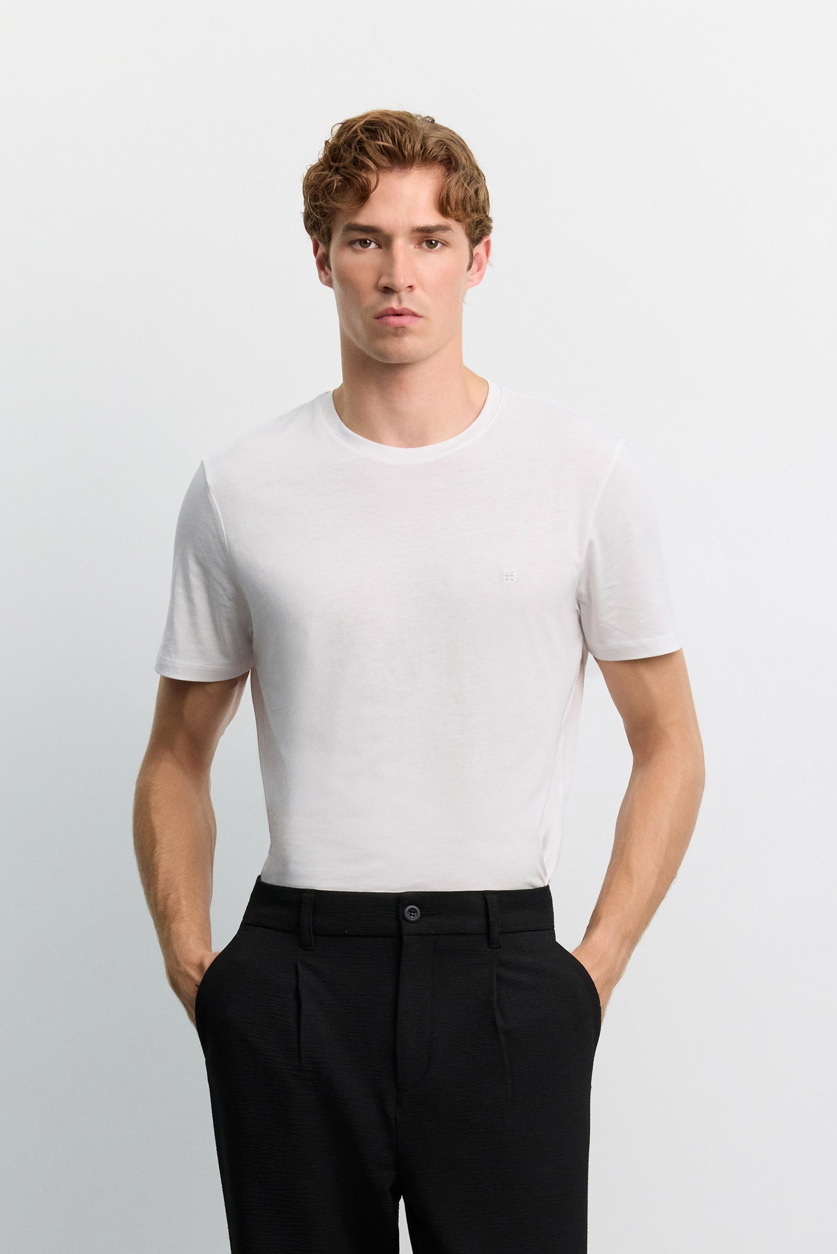 Siyah İnce Fitilli Dokulu Baggy Fit Pantolon