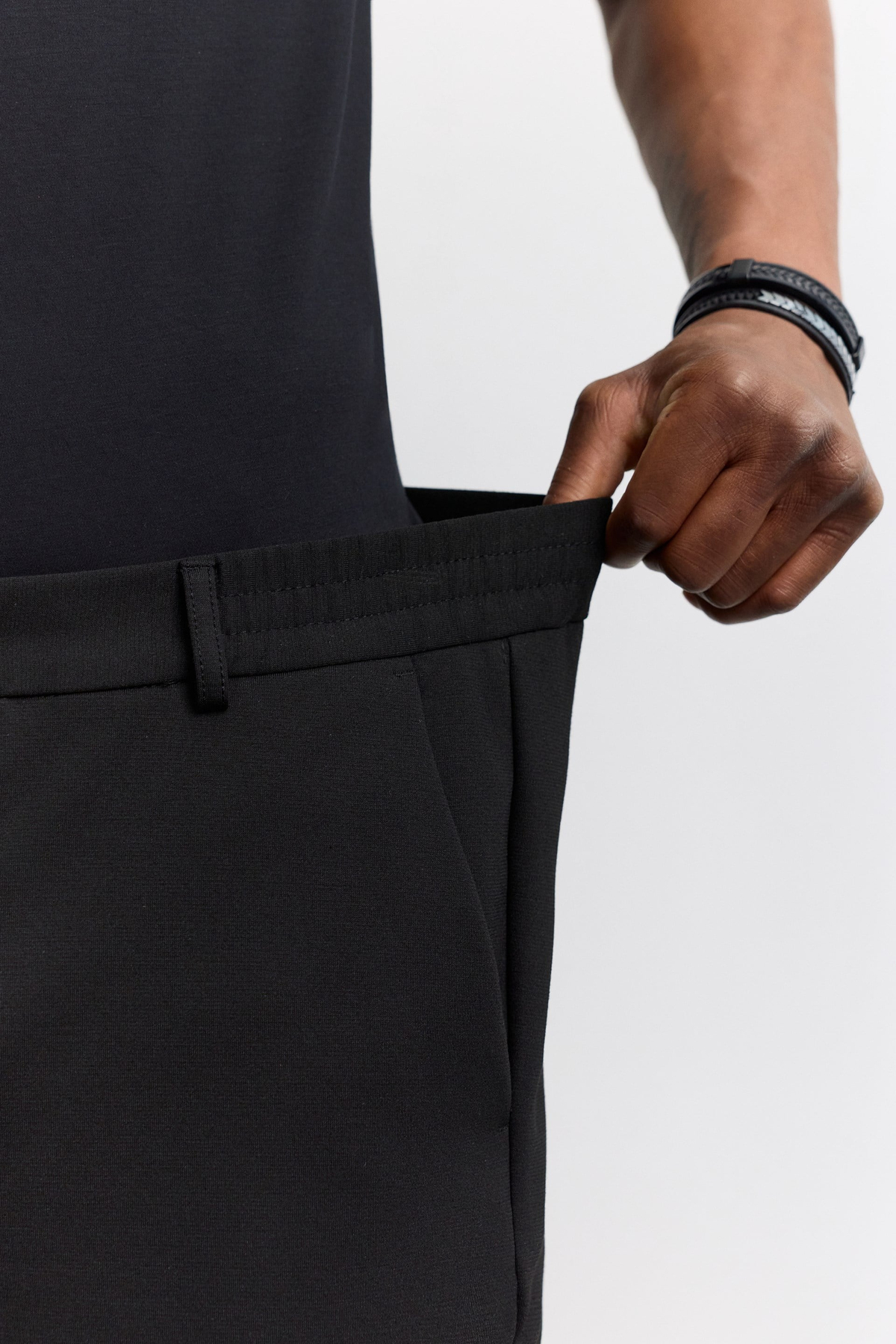 Siyah Interlok Örme Yanı Lastikli Slim Fit Pantolon