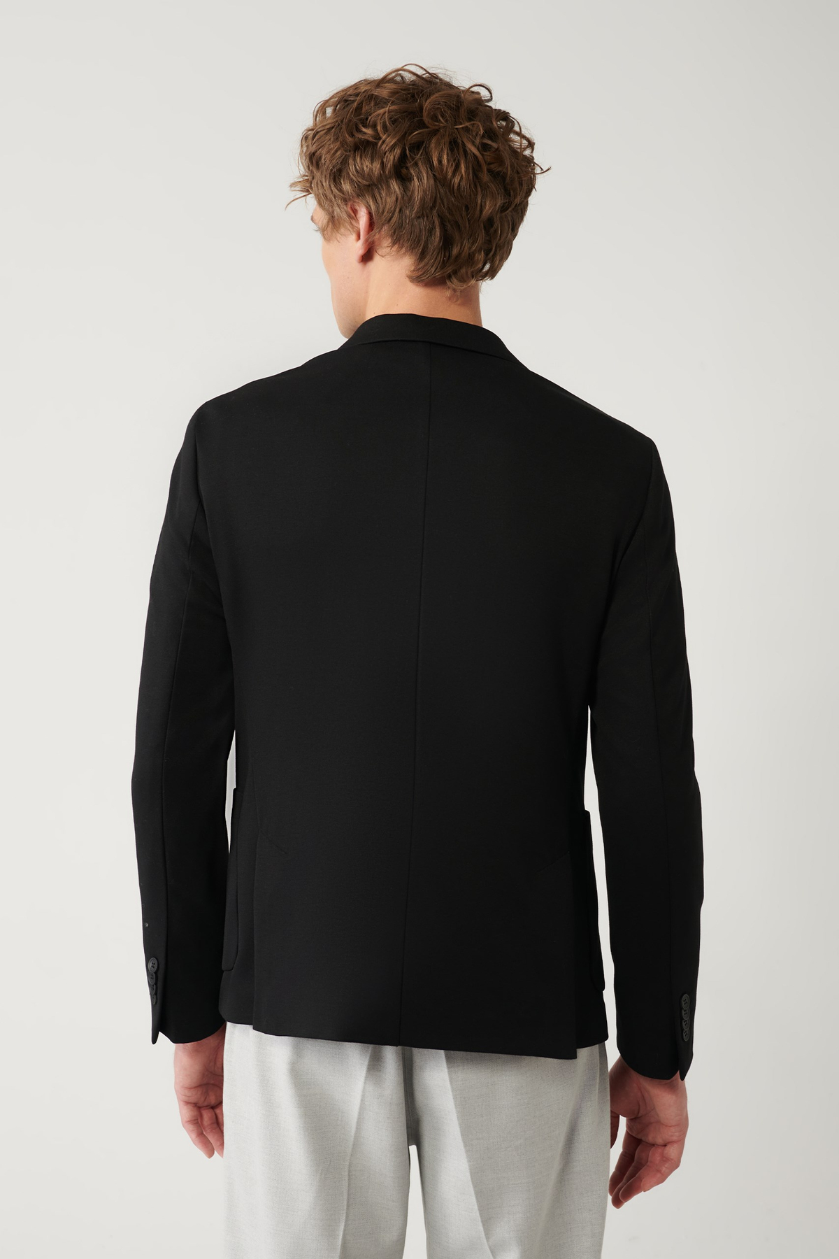Siyah Mono Yaka Çift Yırtmaçlı Astarsız Örme Blazer Ceket
