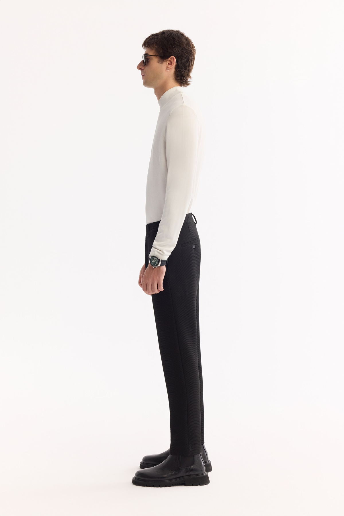 Siyah Yani Lastikli Bi-Stretch Hafif Pantolon