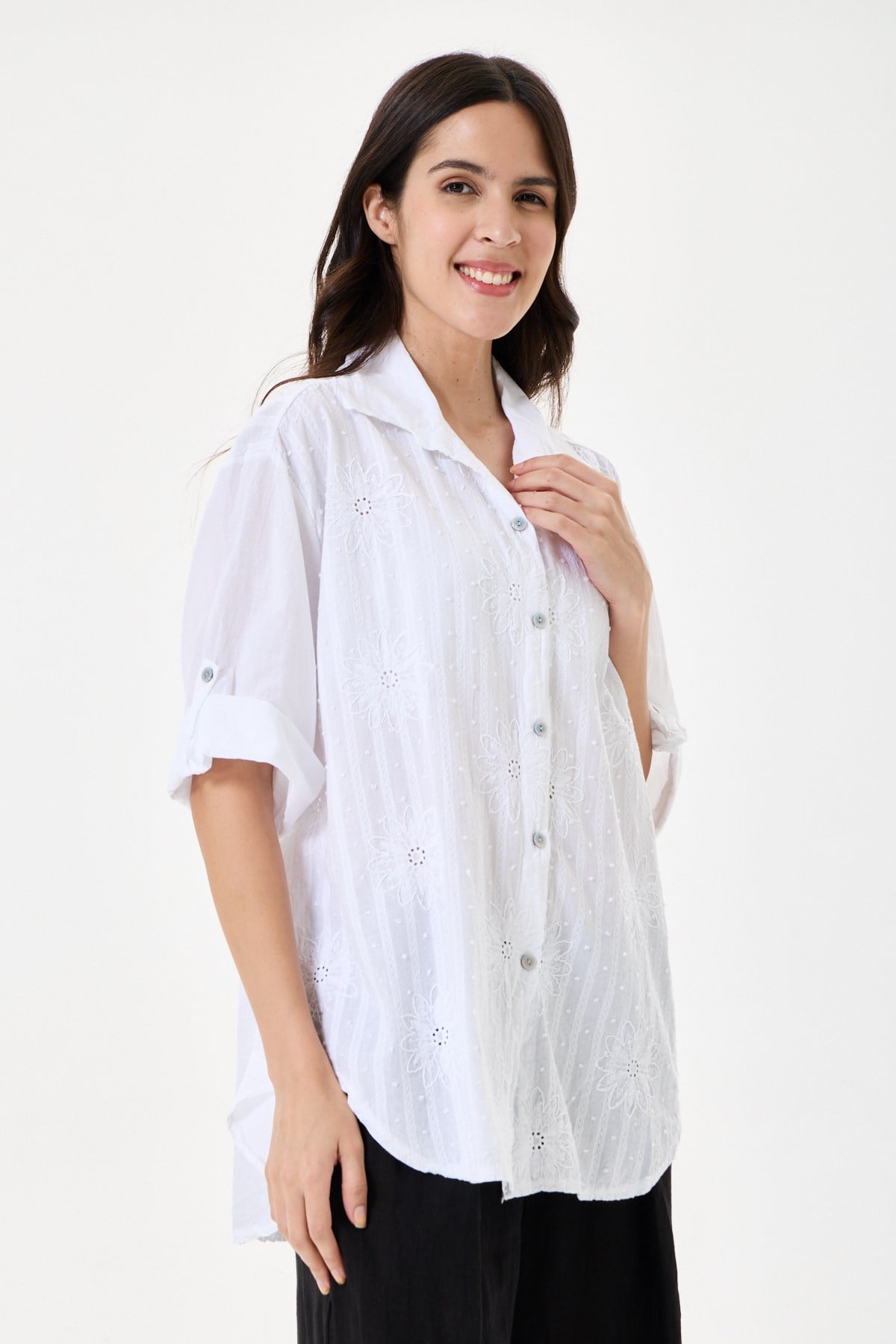 Kadın İtalyan Çiçek Nakışlı Fistolu Oversize Poplin Gömlek 40 - 46 Beden