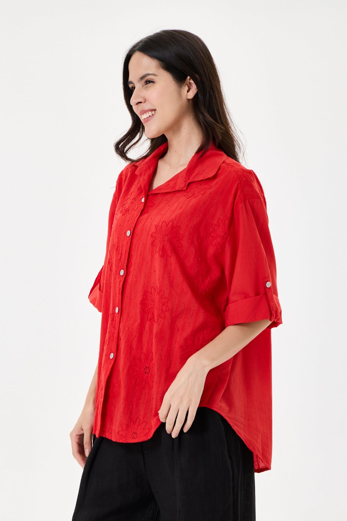 Kadın İtalyan Çiçek Nakışlı Fistolu Oversize Poplin Gömlek 40 - 46 Beden