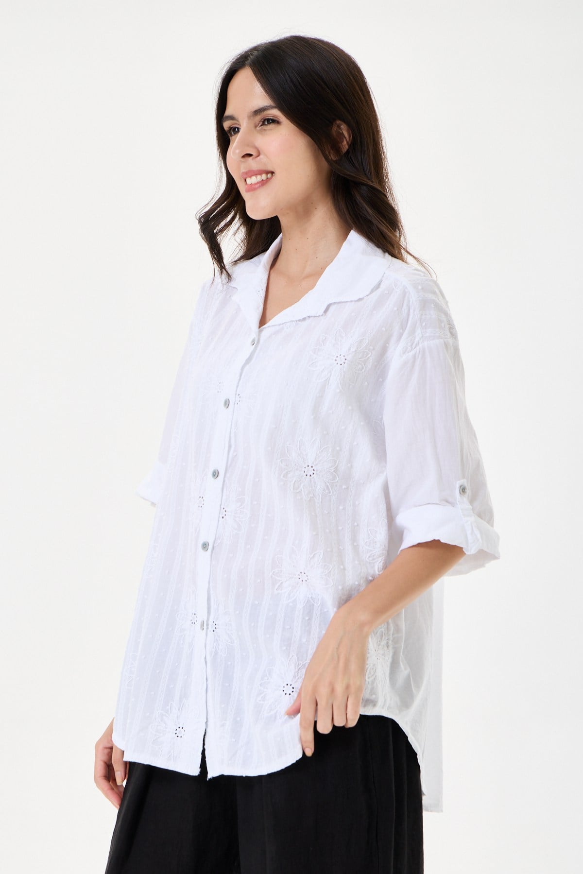 Kadın İtalyan Çiçek Nakışlı Fistolu Oversize Poplin Gömlek 40 - 46 Beden