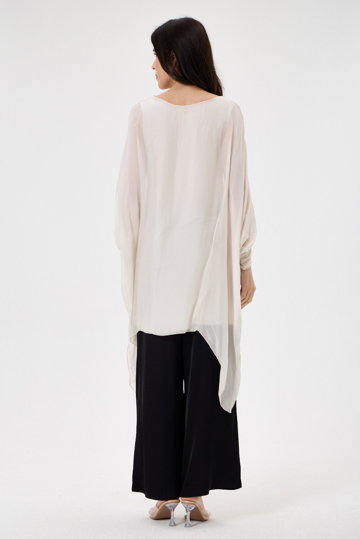 Beige İtalyan Yarasa Kol Astarlı Uzun İpek Tunik Bluz 40 - 46 Beden