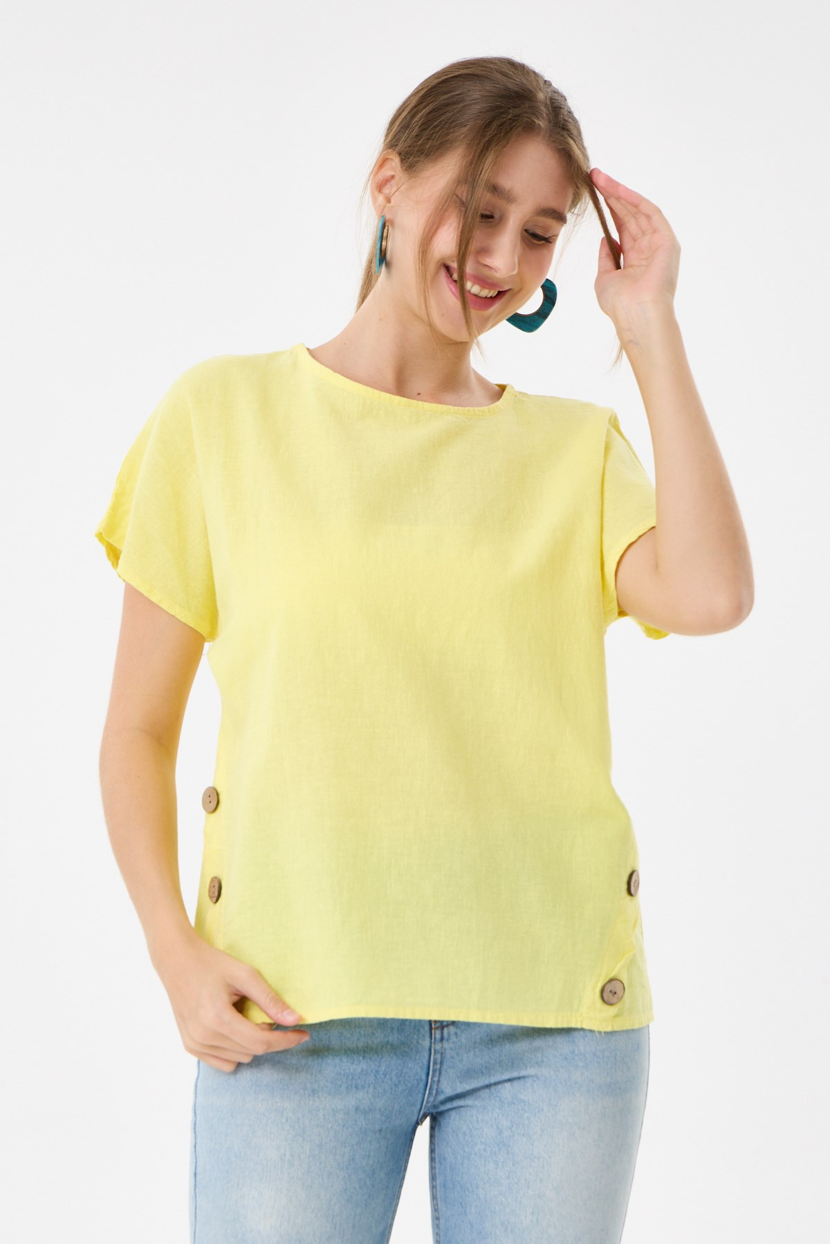 İtalyan %60 Keten Düğme Aksesuarlı Oversize Bluz 38 - 42 Beden