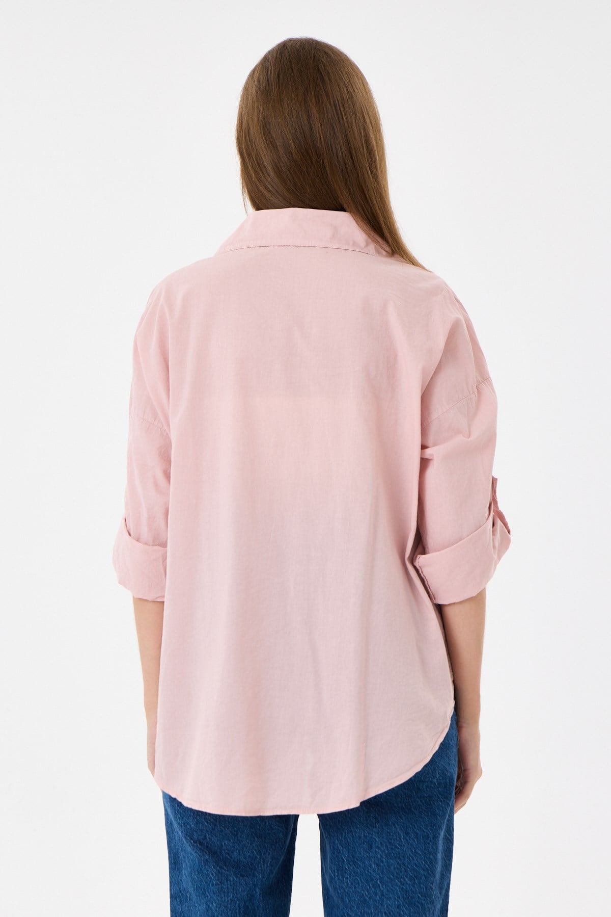 Kadın İtalyan Çiçek Nakışlı Pullu Katlanır Uzun Kollu Oversize Gömlek 40 - 44 Beden
